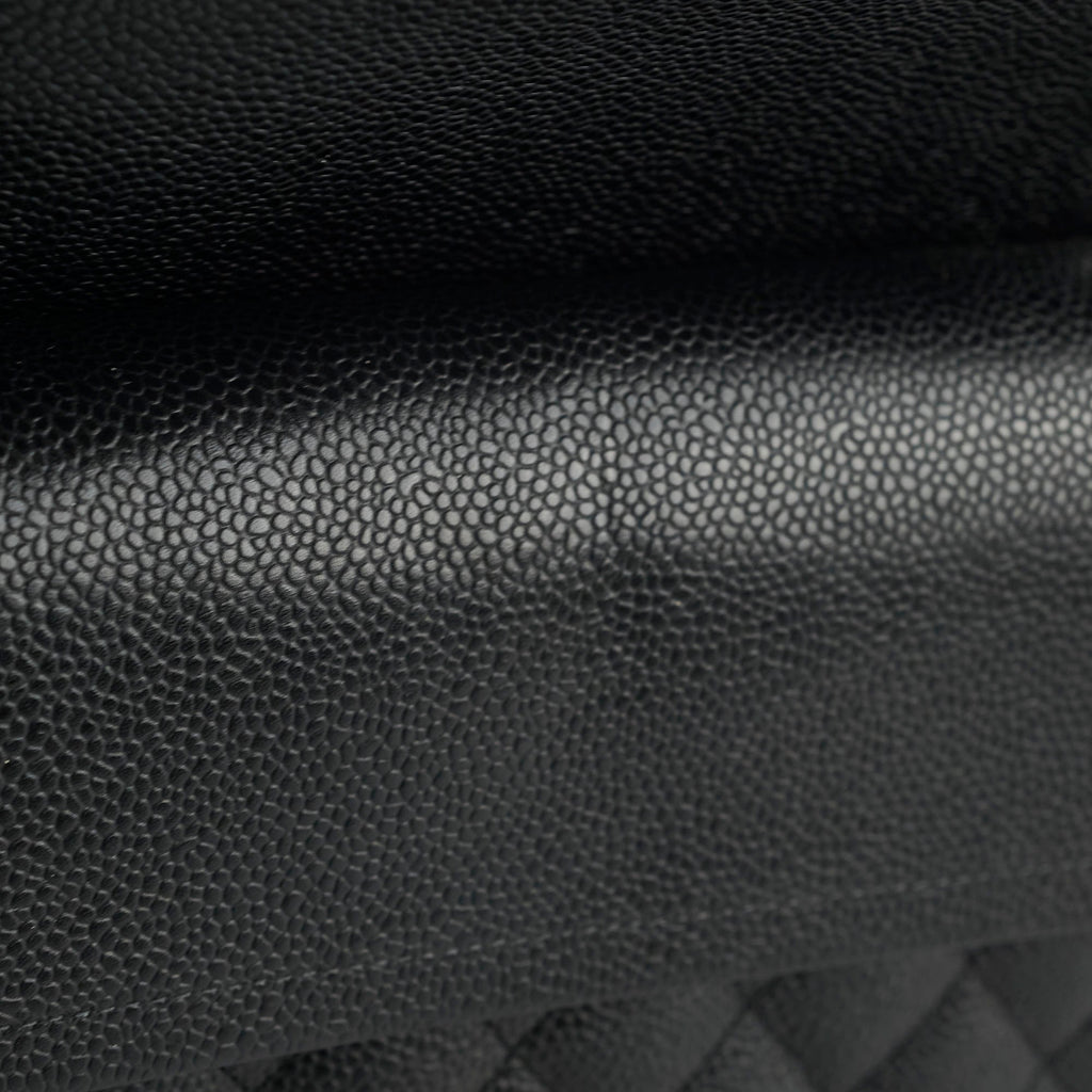 Chanel Medium/Large Caviar Classic Flap Black 2021