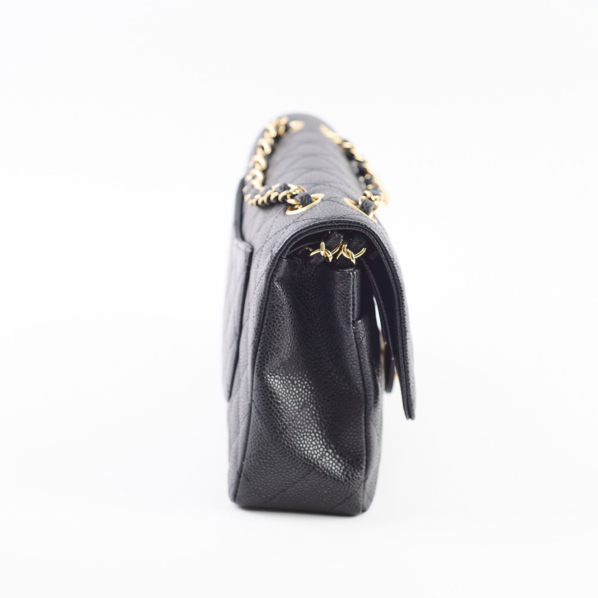 Chanel Caviar Medium Medium/Large Classic Flap Black