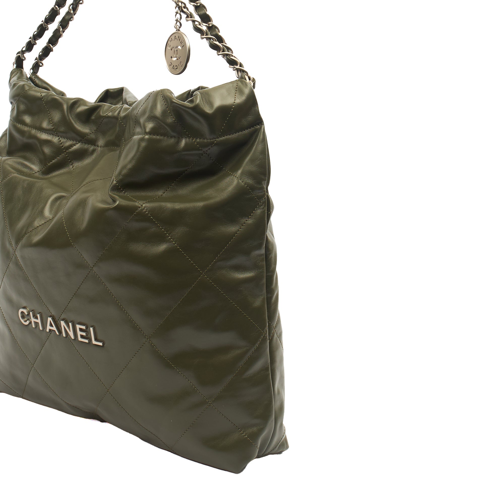 Chanel Shoulder Bag Chanel 22 in Green, Calfskin Leather