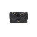 Chanel M/L Classic Flap Caviar Black