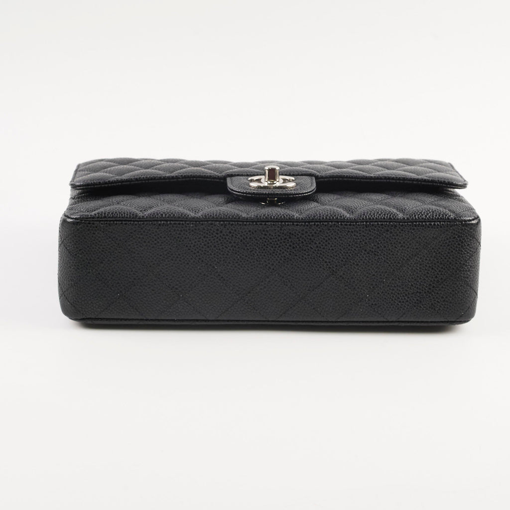 Chanel M/L Classic Flap Caviar Black