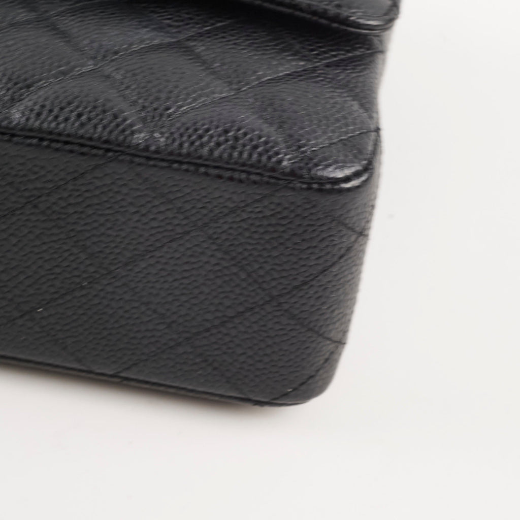 Chanel M/L Classic Flap Caviar Black