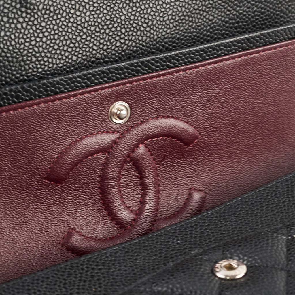 Chanel M/L Classic Flap Caviar Black