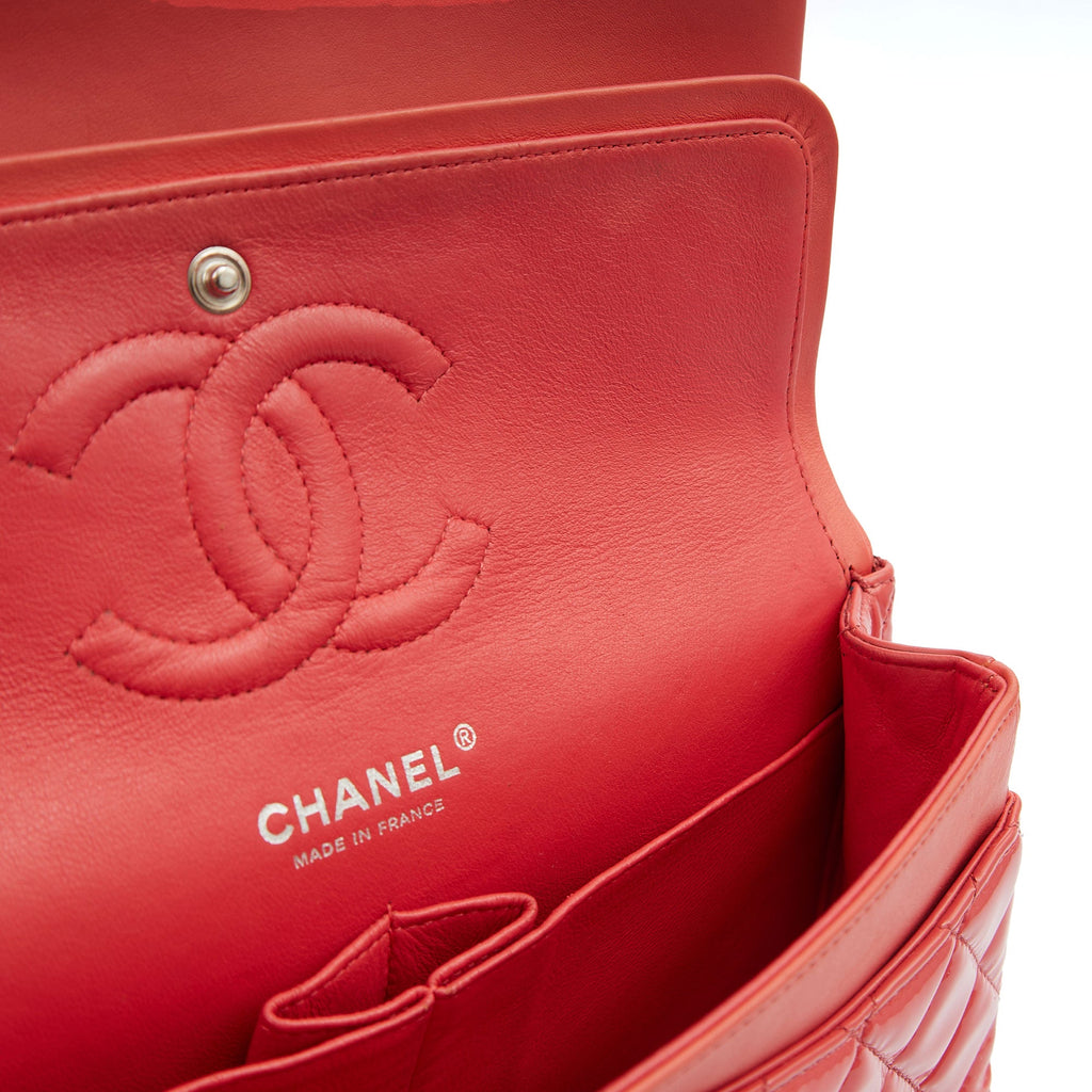 Chanel Shoulder Bag Classic Double Flap - Medium in Pink, Patent Leather