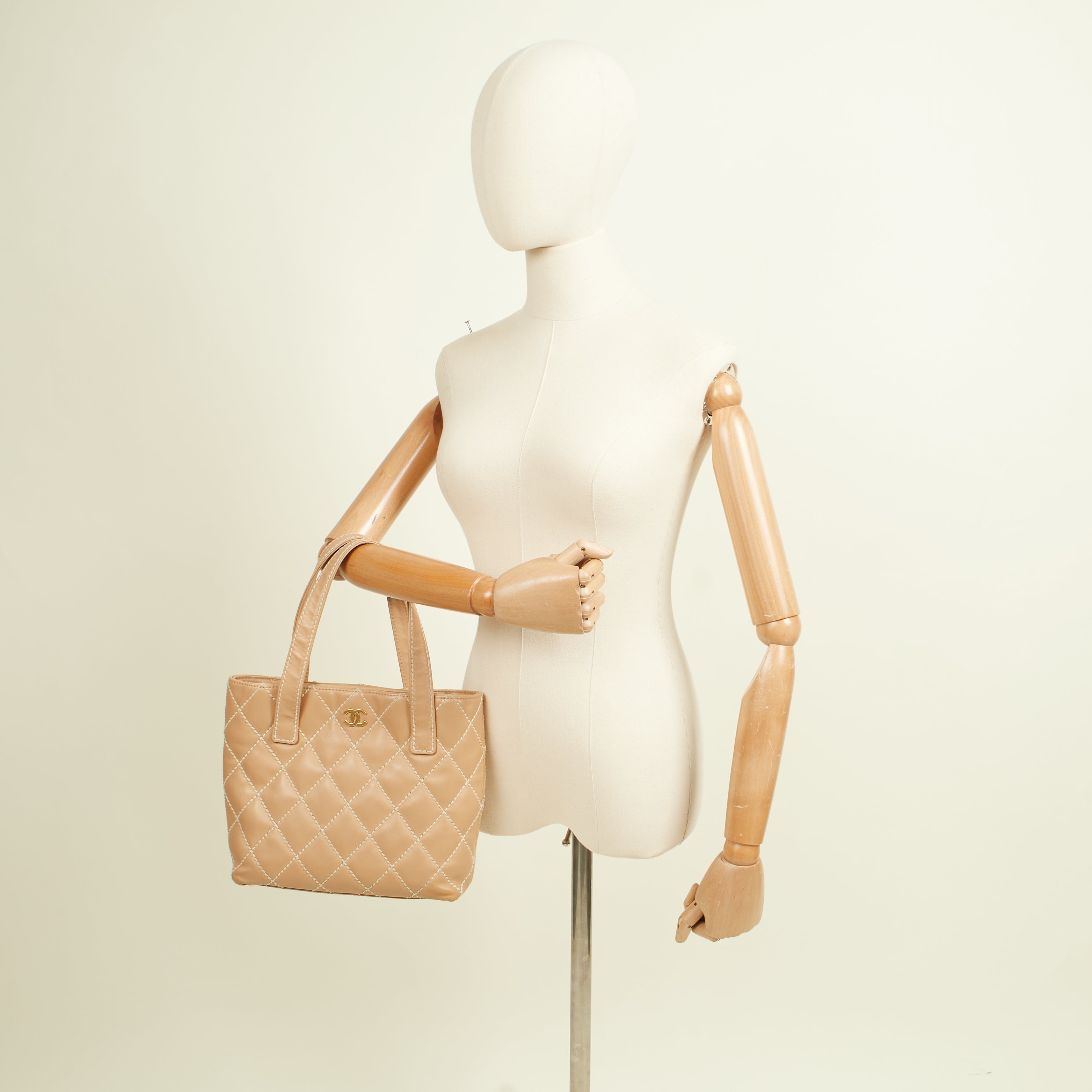 Chanel Tote Tote in Neutral, Calfskin Leather