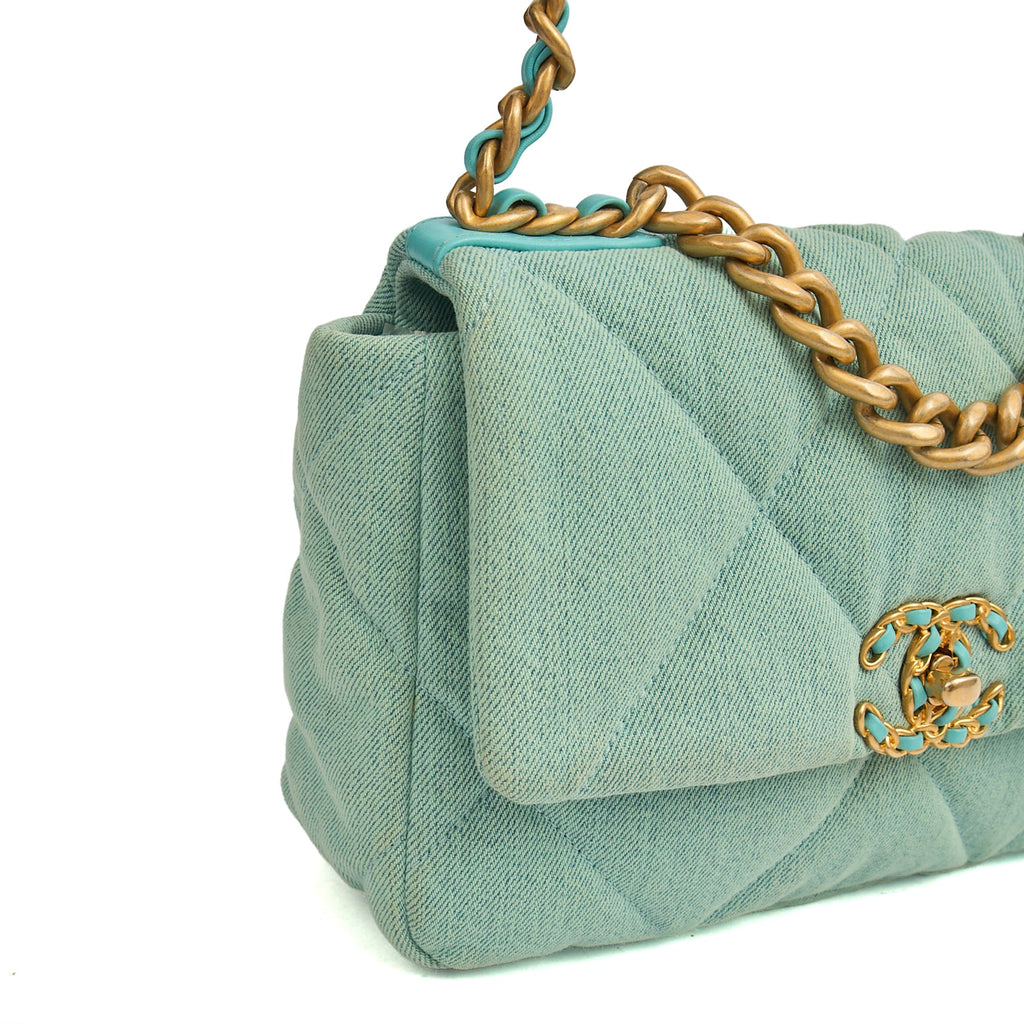 Chanel Cross Body Chanel 19 in Blue, Canvas