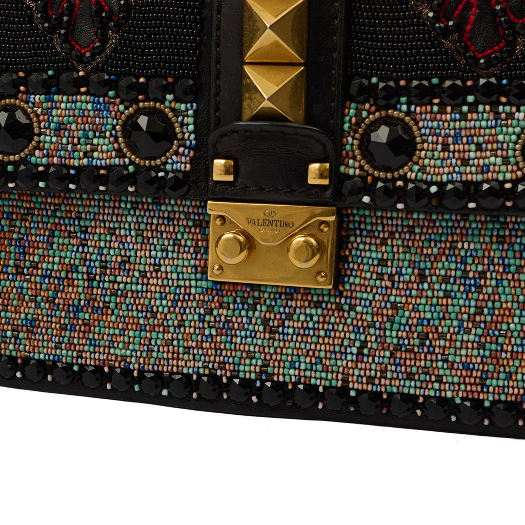 Valentino Shoulder Bag Glam Lock - Medium in Black, Calfskin