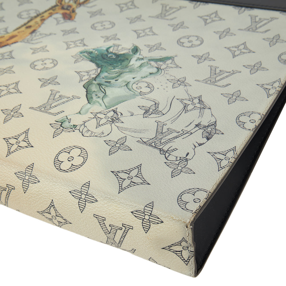 Louis Vuitton Savane Pochette Voyage MM in Multi, Leather