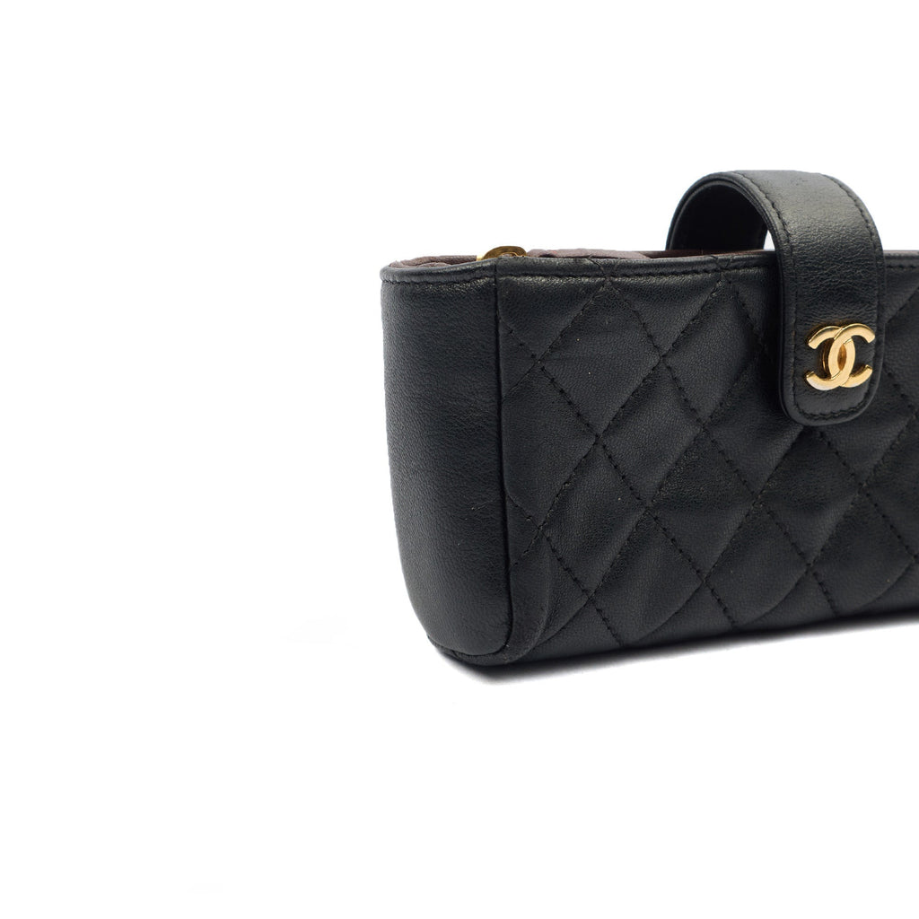 Chanel Purse Quilted CC holder in Black, Lambskin Leather