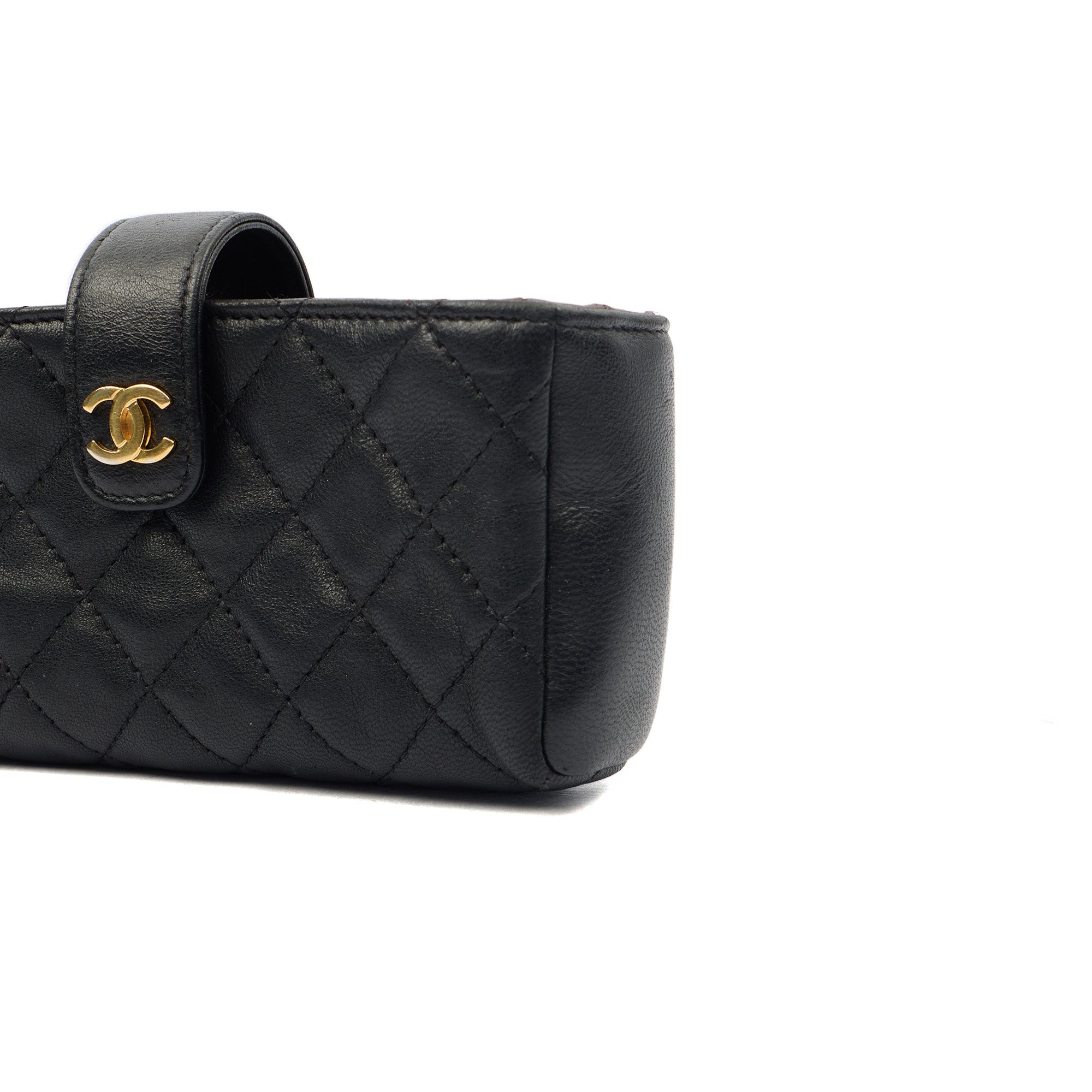 Chanel Purse Quilted CC holder in Black, Lambskin Leather