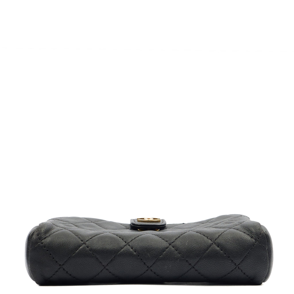 Chanel Purse Quilted CC holder in Black, Lambskin Leather