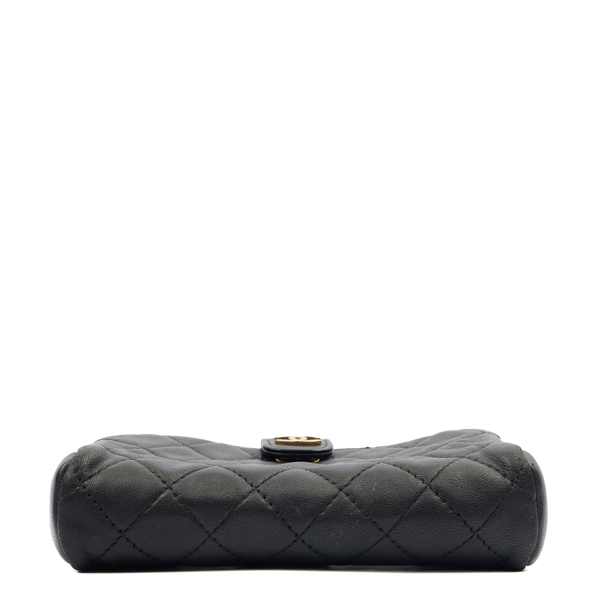 Chanel Purse Quilted CC holder in Black, Lambskin Leather