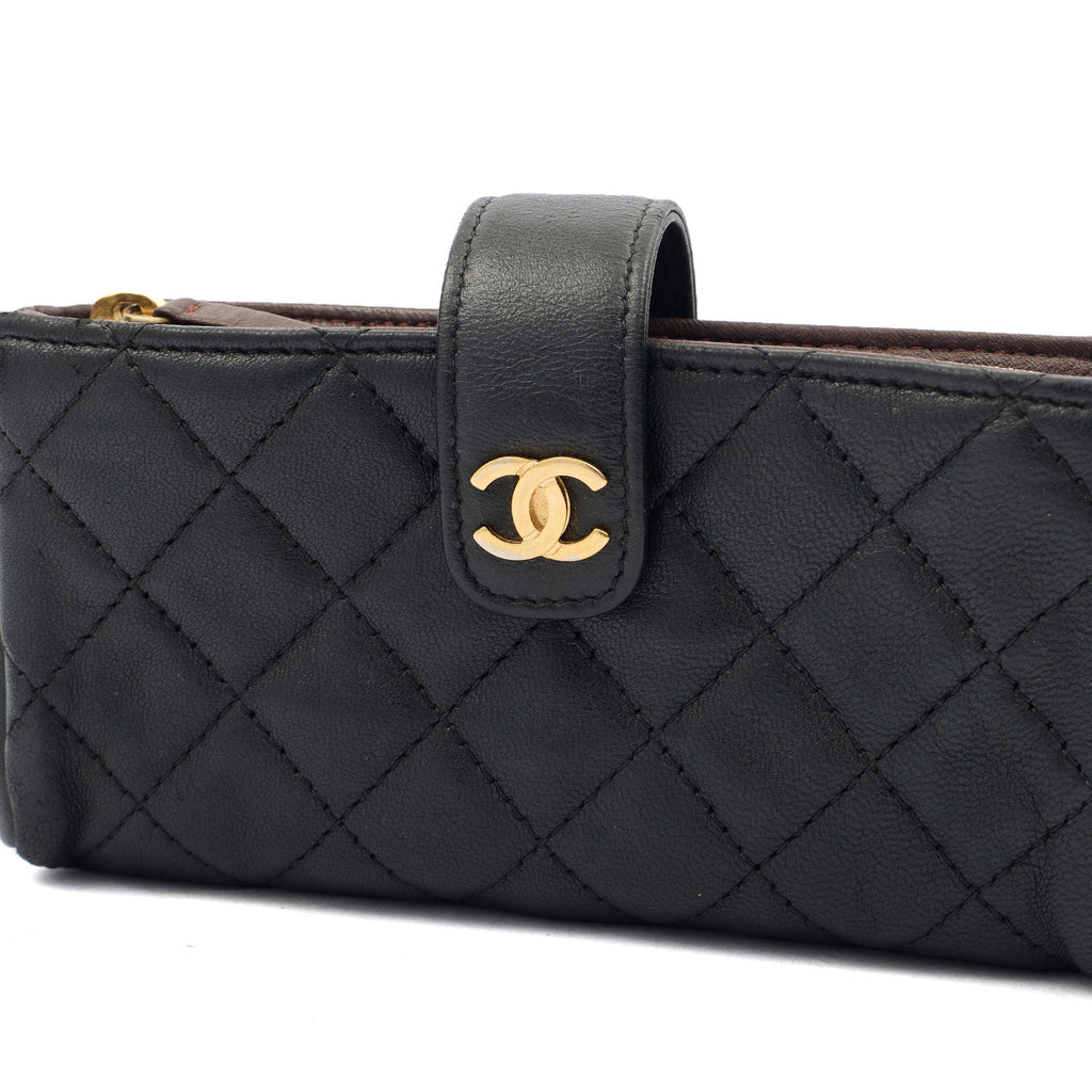 Chanel Purse Quilted CC holder in Black, Lambskin Leather