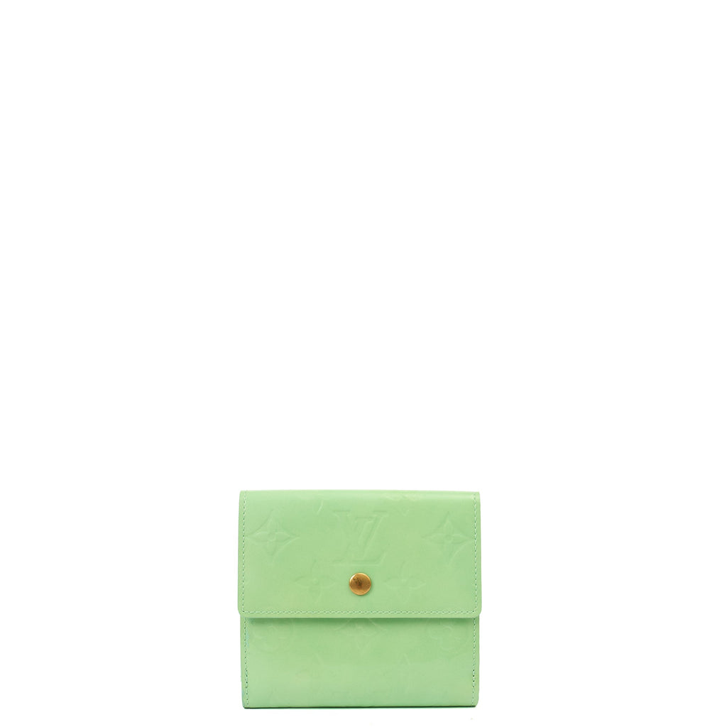 Louis Vuitton Wallet Wallet in Green, Patent Leather