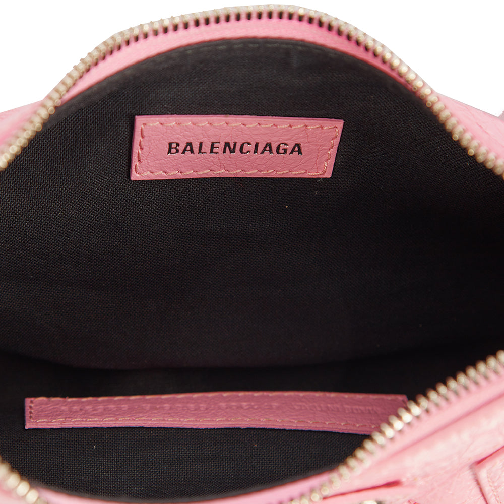 Balenciaga Shoulder Bag Le Cagole XS in Pink, Leather