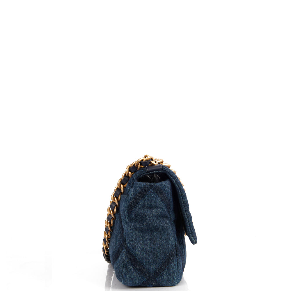 Chanel Shoulder Bag Chanel 19 in Navy, Fabric