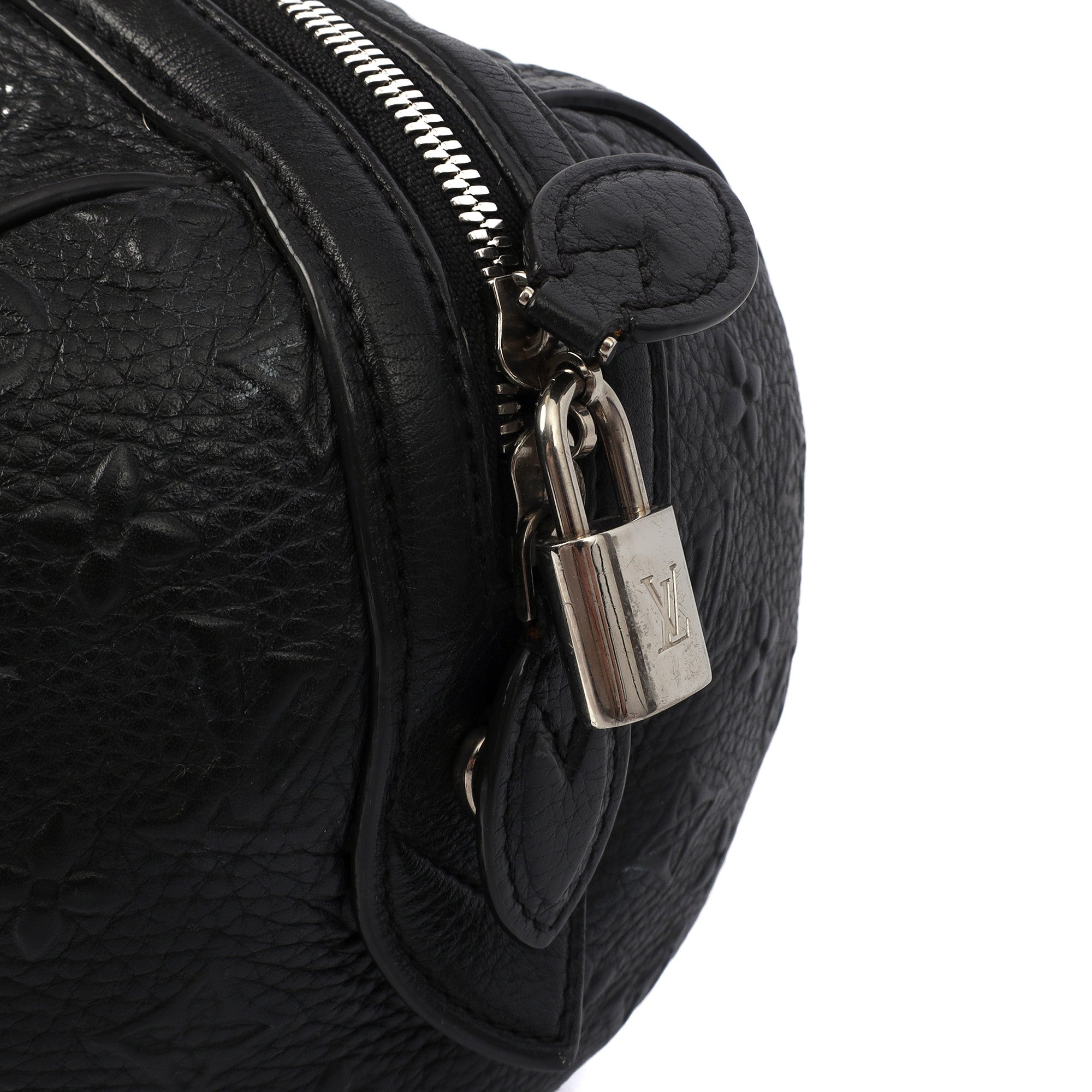 Louis Vuitton Shoulder Bag Papillon in Black, Empreinte Leather