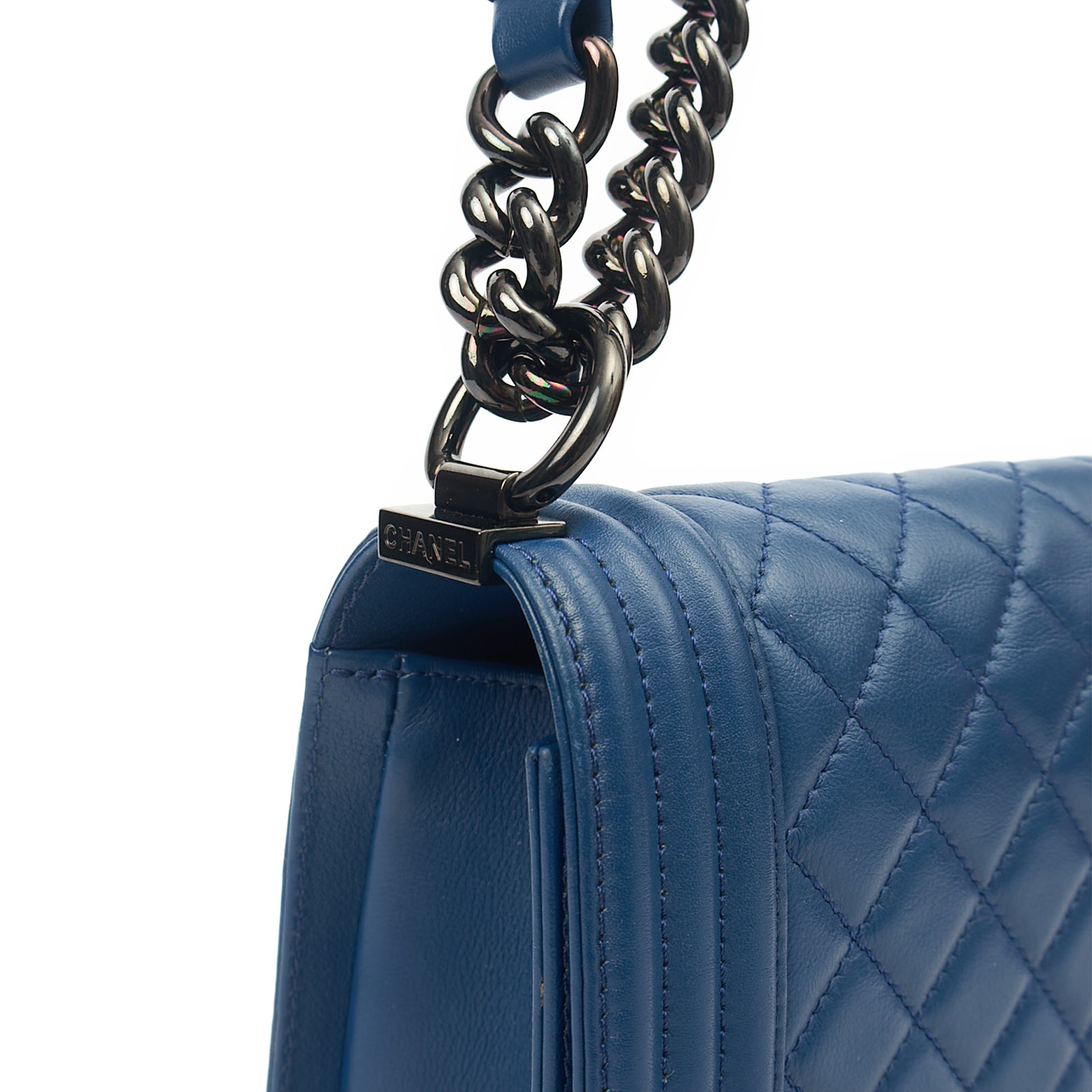 Chanel Shoulder Bag Boy - Medium in Blue, Leather