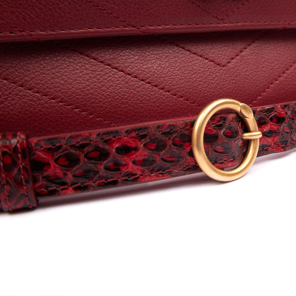 Chanel Top Handle Flap Bag With Top Handle in Red, Leather