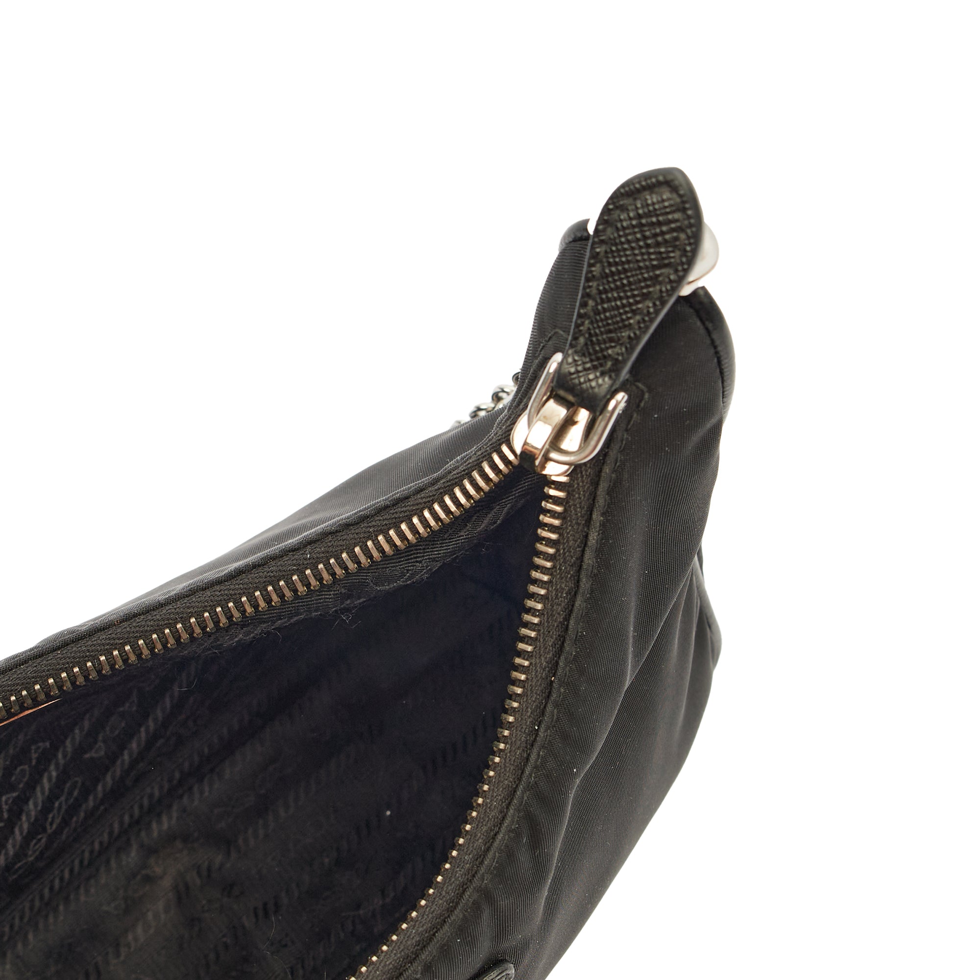 Prada Cross Body Re-Edition 2000 Shoulder Bag in Black, Fabric