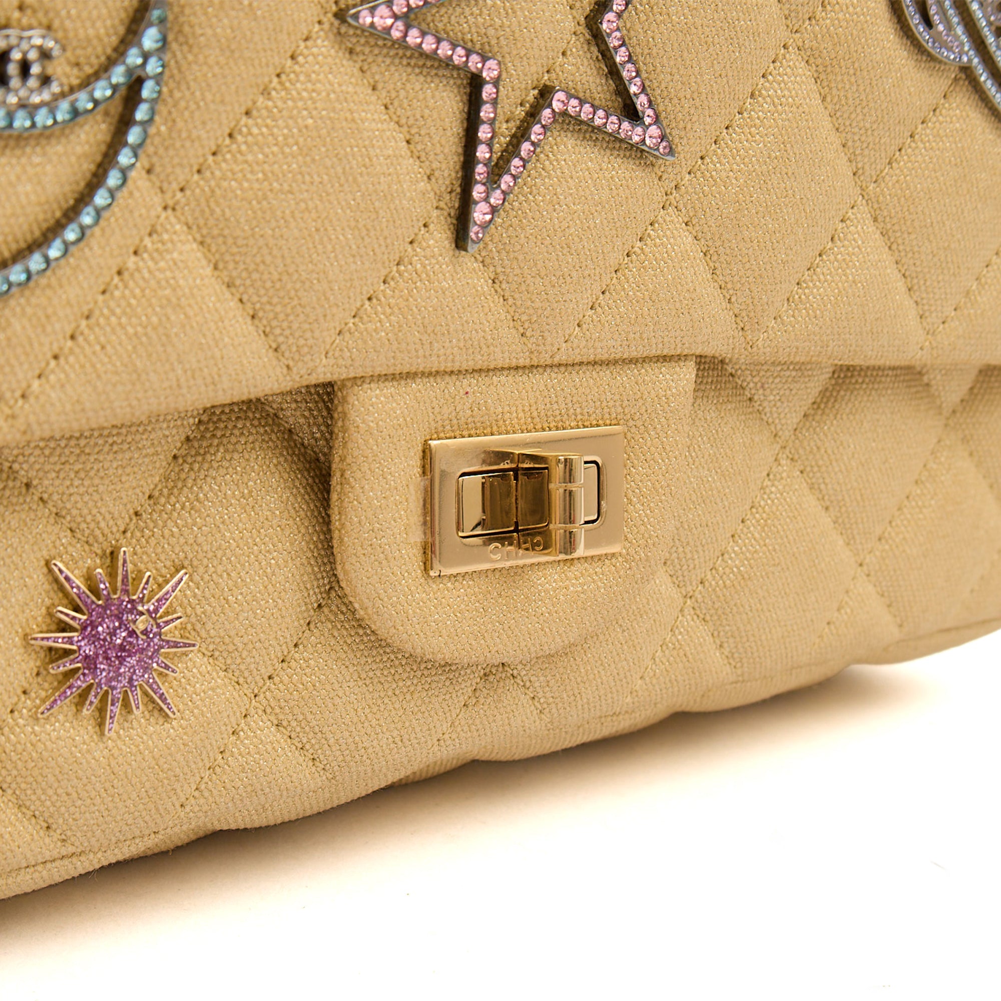 Chanel Shoulder Bag 2.55 Reissue - Medium in Metallic, Fabric