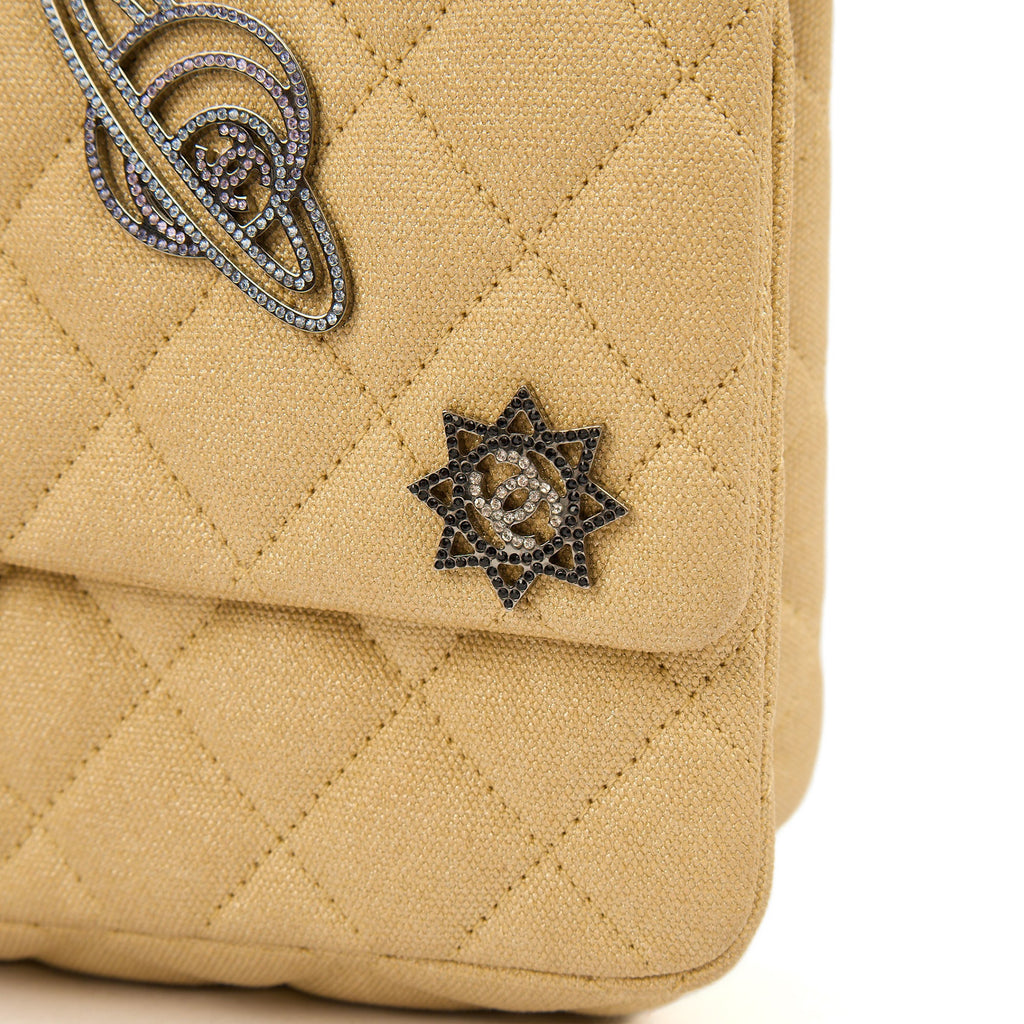 Chanel Shoulder Bag 2.55 Reissue - Medium in Metallic, Fabric