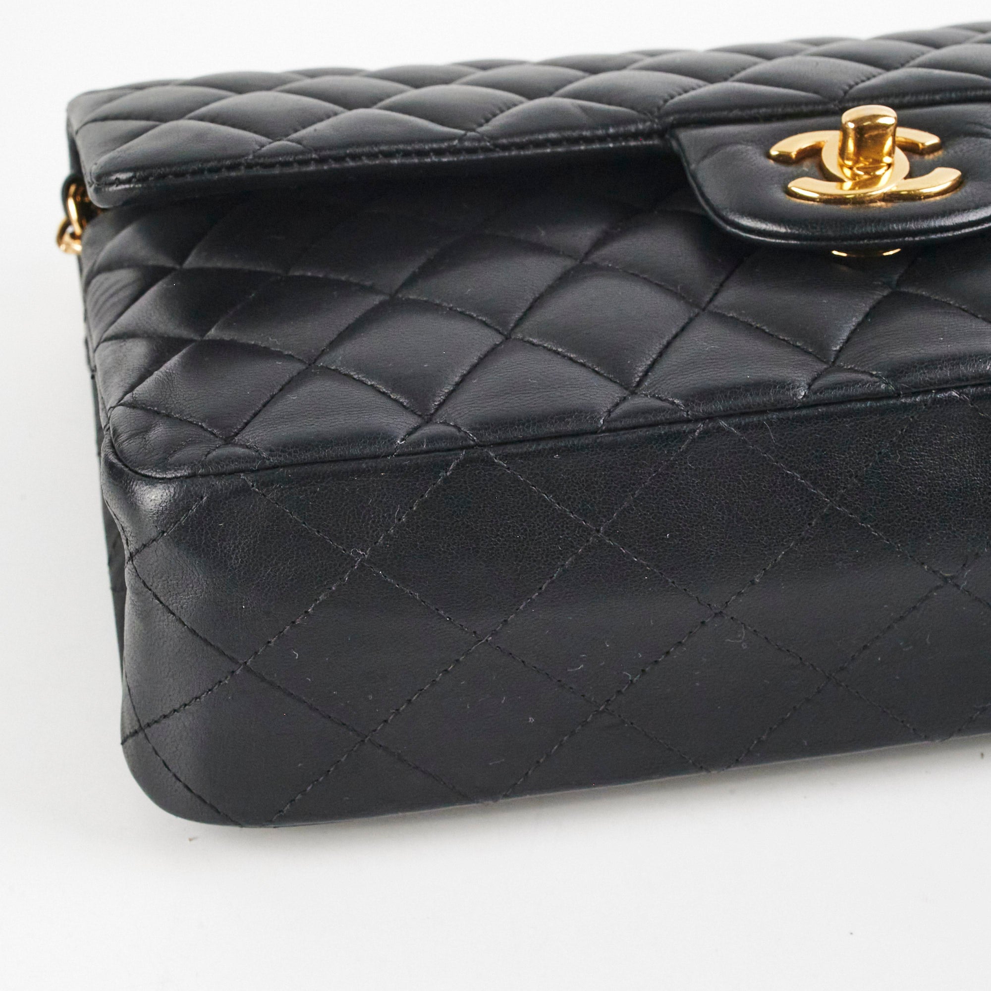Chanel Classic Flap M/L Lambskin Black
