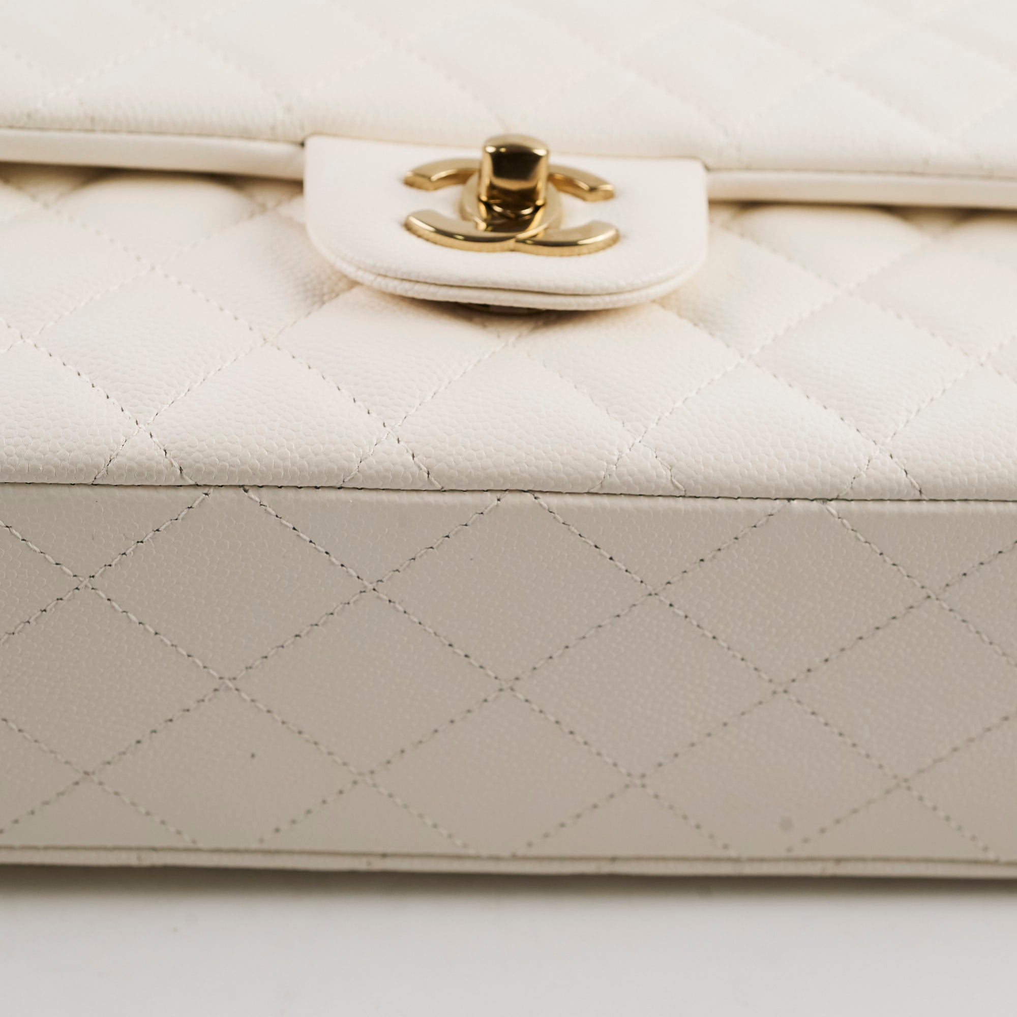 Chanel Classic Flap Medium/Large M/L Caviar White - 2023