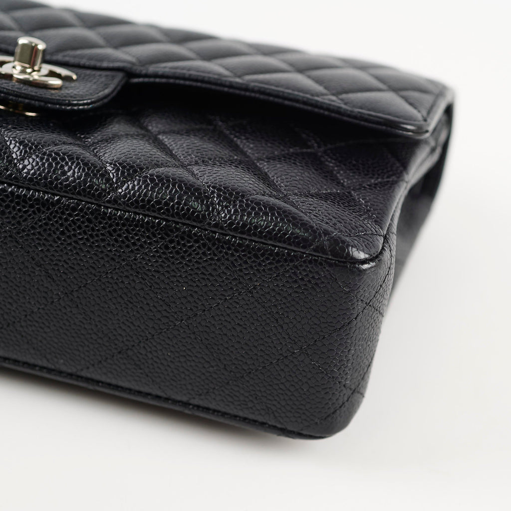 Chanel Caviar Medium/Large M/L Classic Flap Black