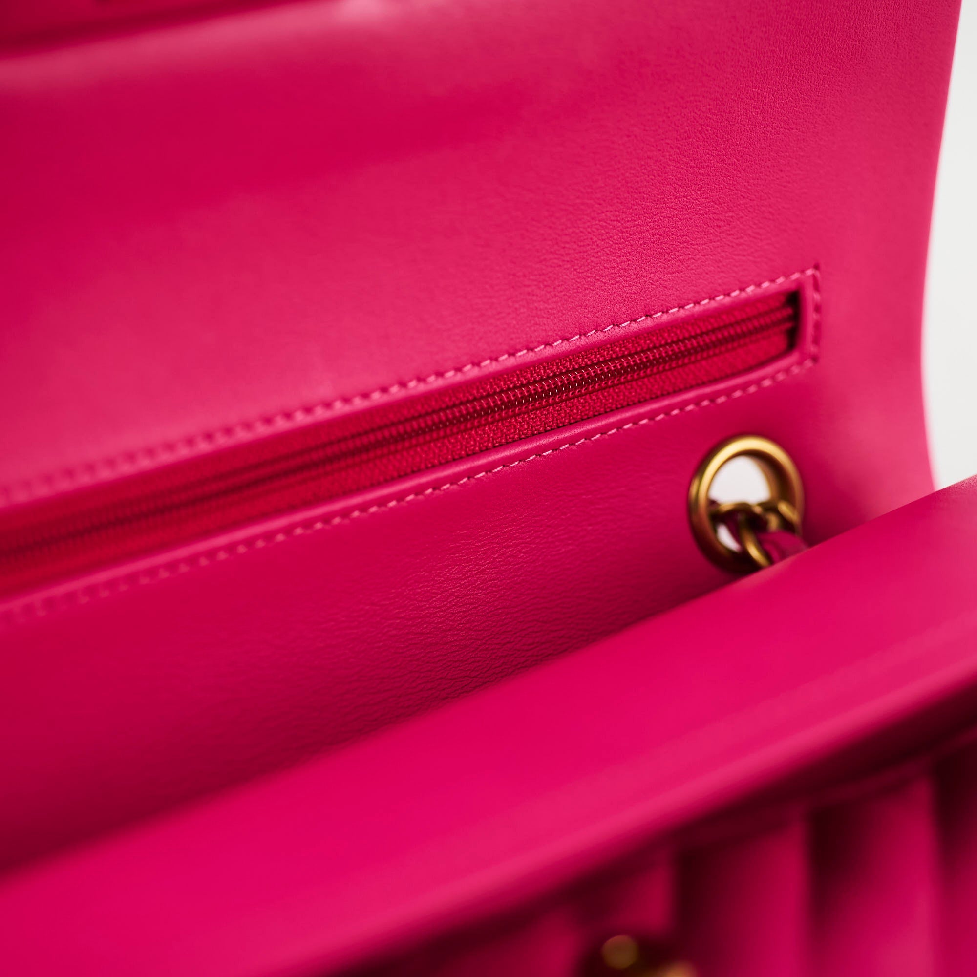 Chanel Medium/Large Classic Flap Chevron Lambskin Fuchsia Pink