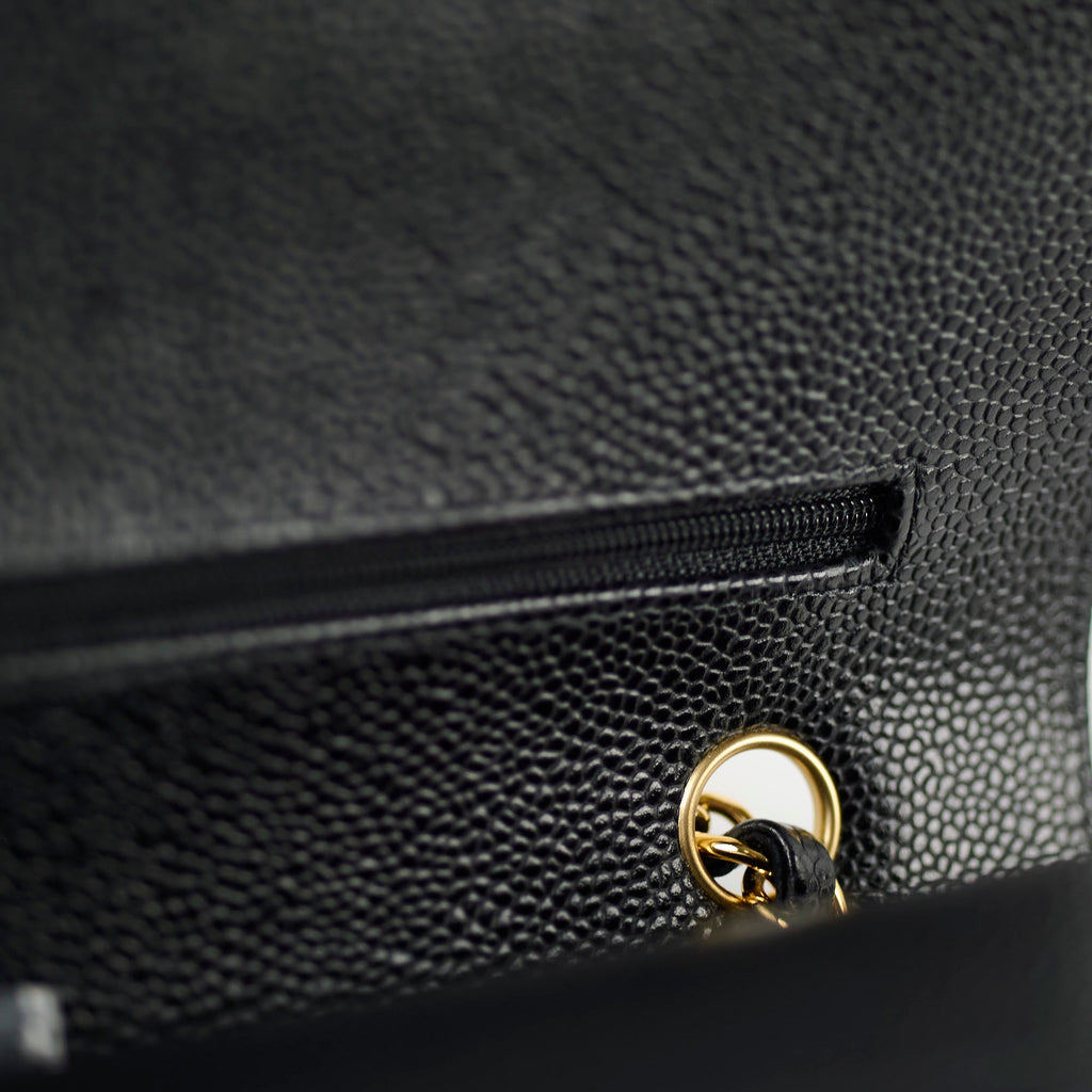 Chanel Medium Classic Flap Black Caviar GHW