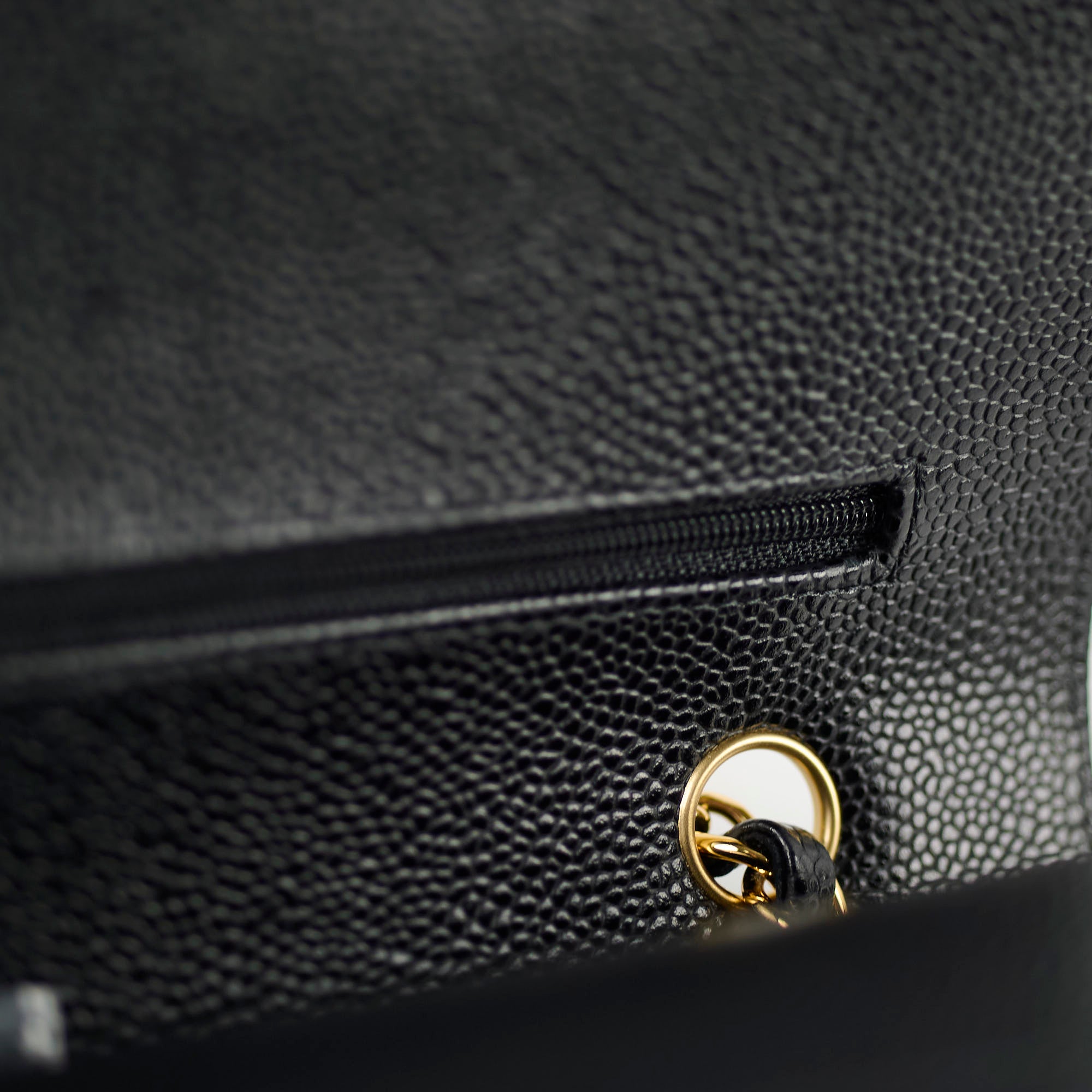Chanel Medium Classic Flap Black Caviar GHW
