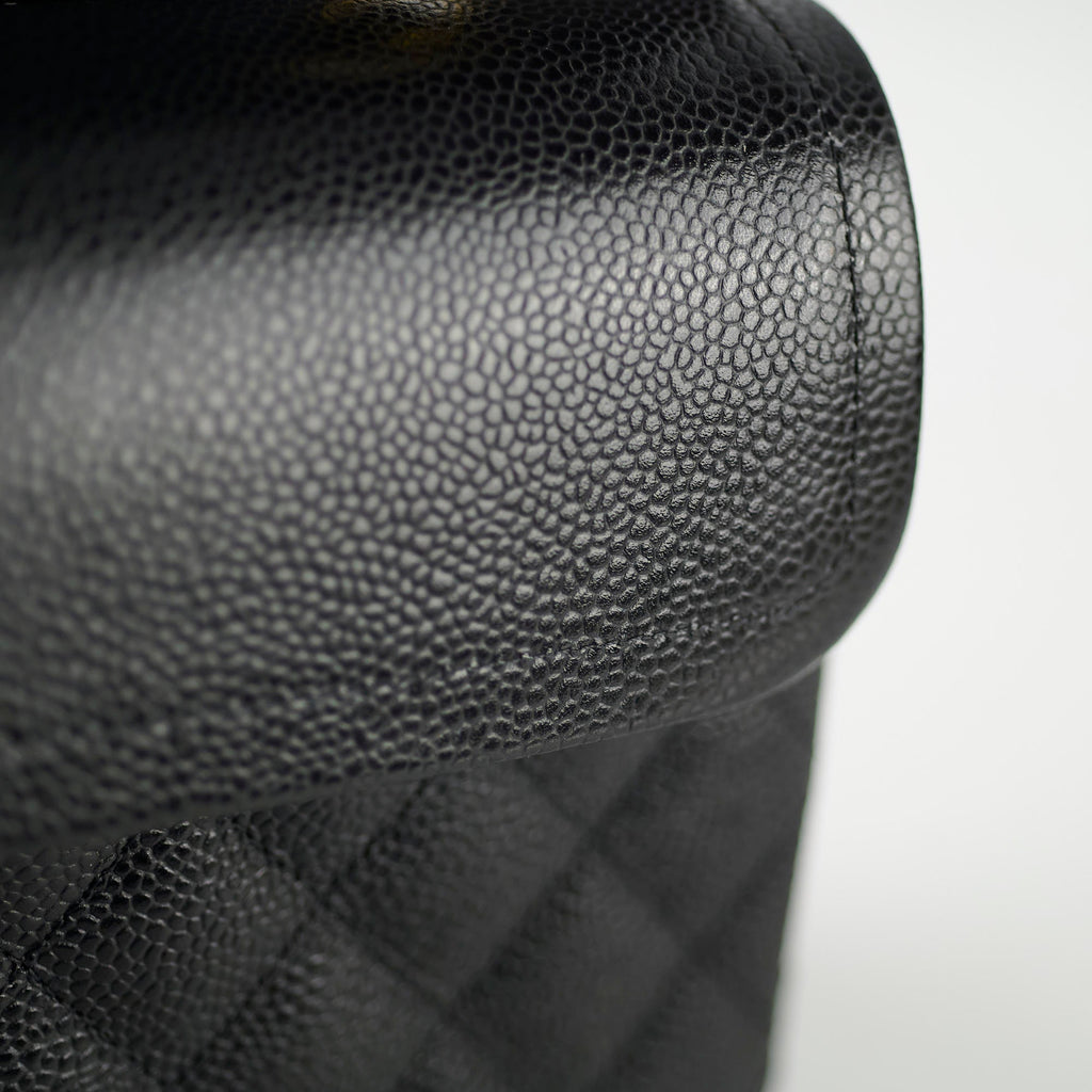 Chanel Medium Classic Flap Black Caviar GHW