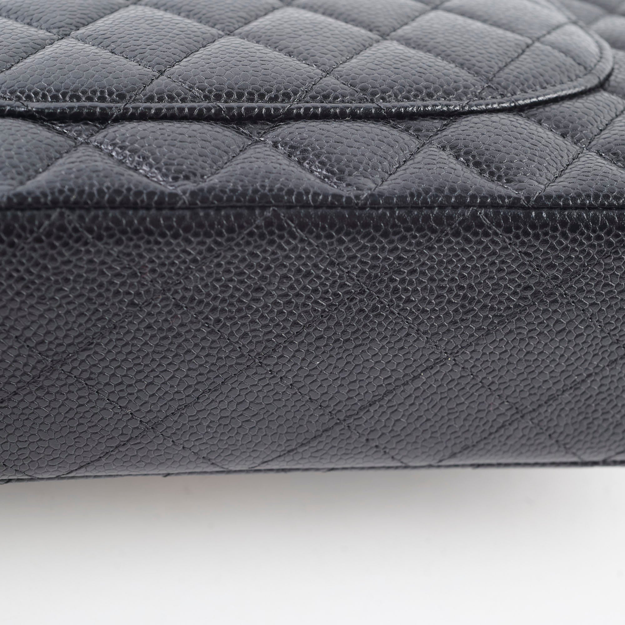 Chanel Classic Flap M/L Caviar Black