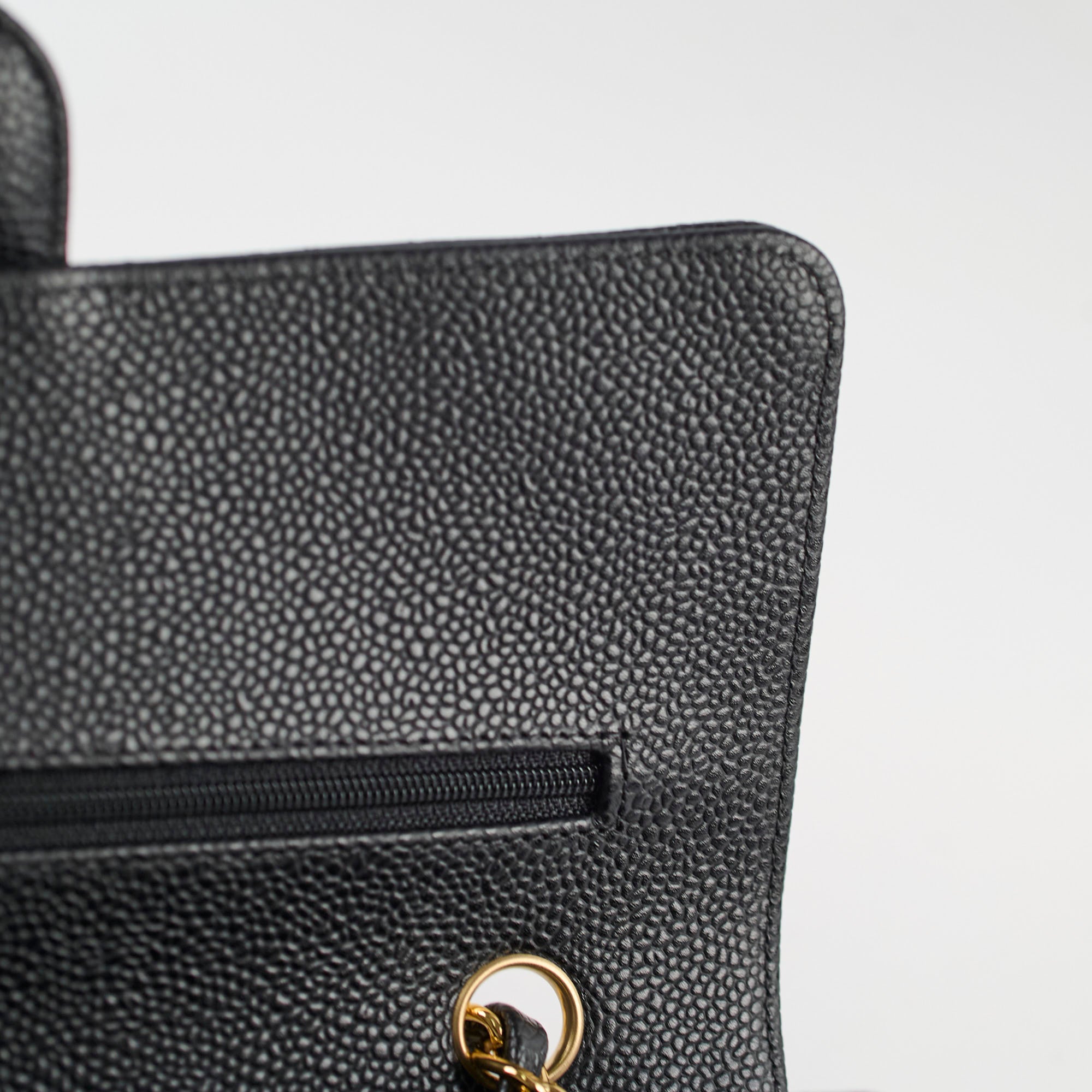 Chanel Caviar Medium/Large Classic Flap Black