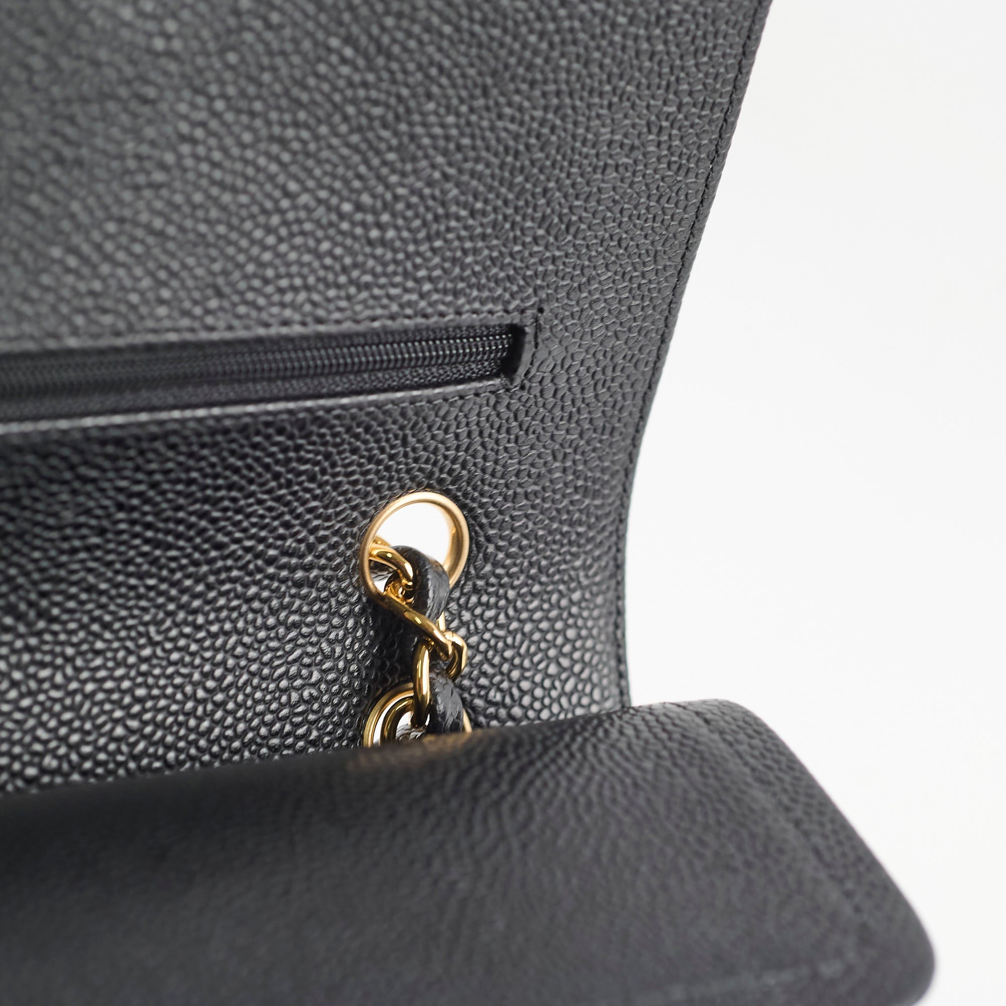 Chanel Caviar Medium/Large Classic Flap Black