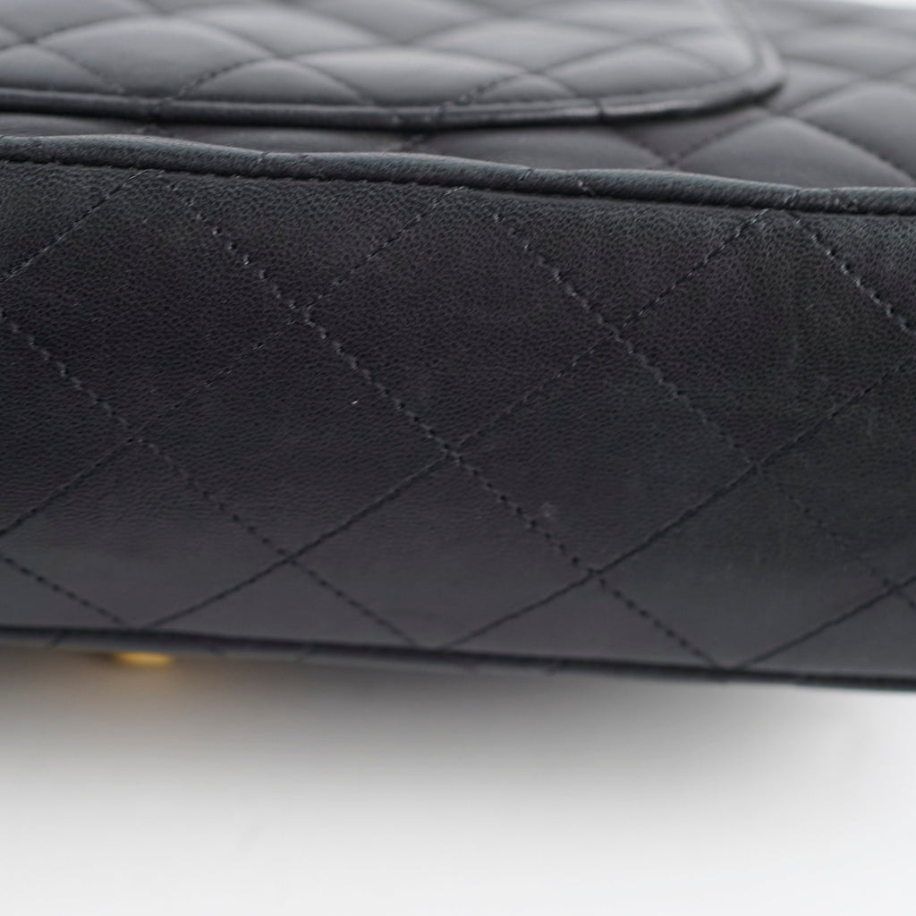 Chanel Medium Classic Flap Black Lambskin GHW