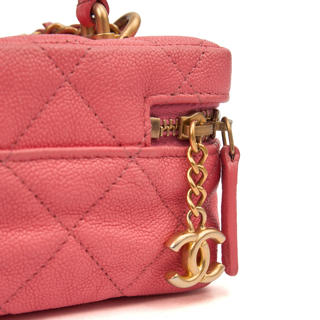 Chanel Cross Body Vanity Case - Mini in Pink, Caviar Leather