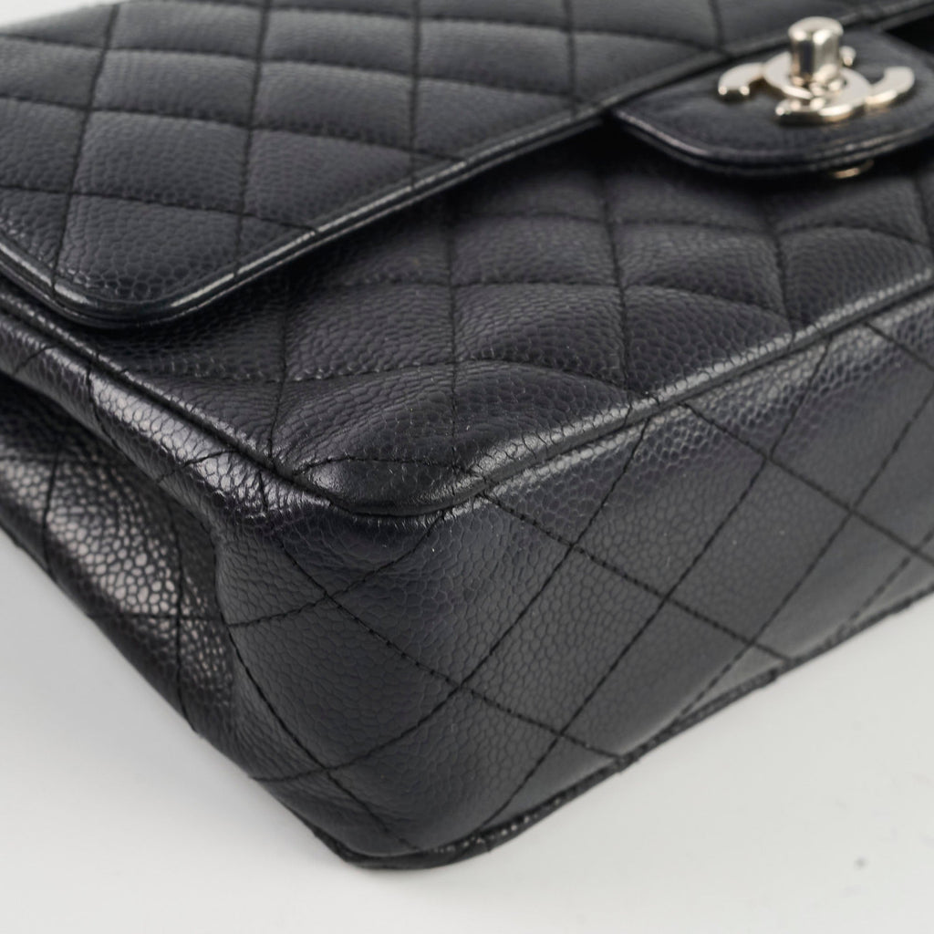 Chanel Classic Flap Medium/Large Black Caviar