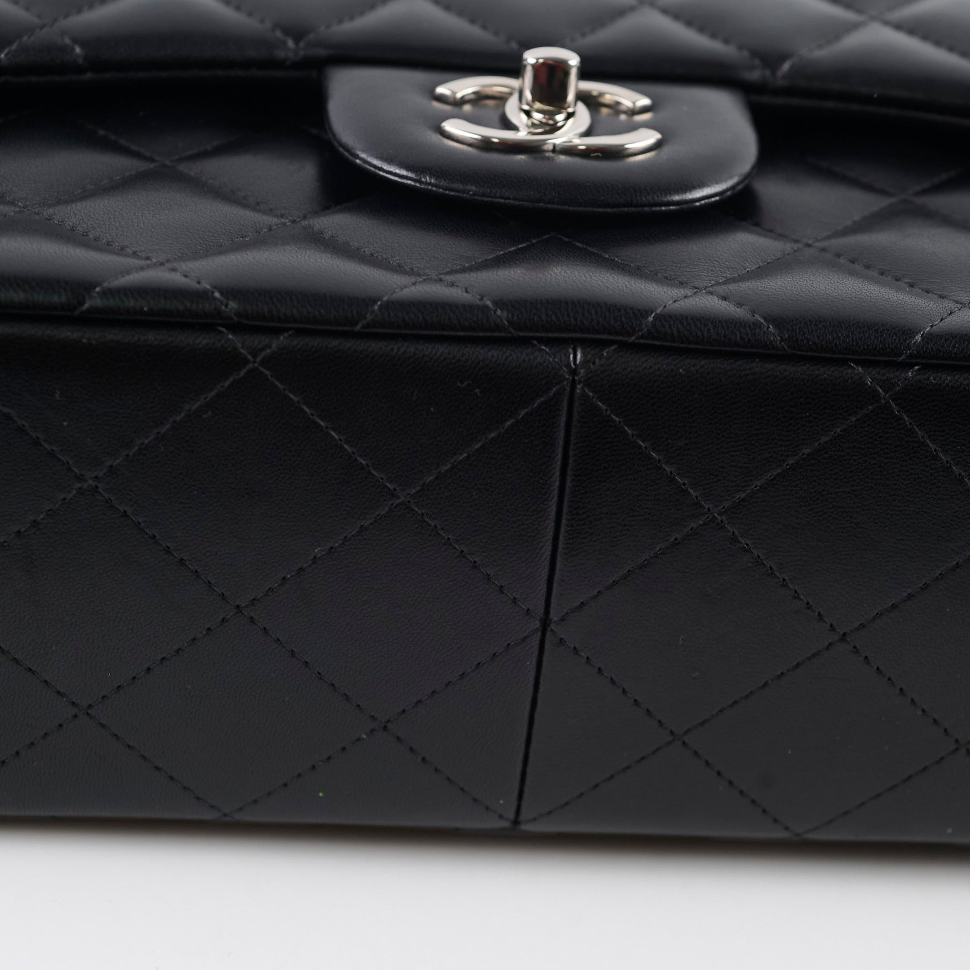 Chanel Classic Flap Jumbo Lambskin Black