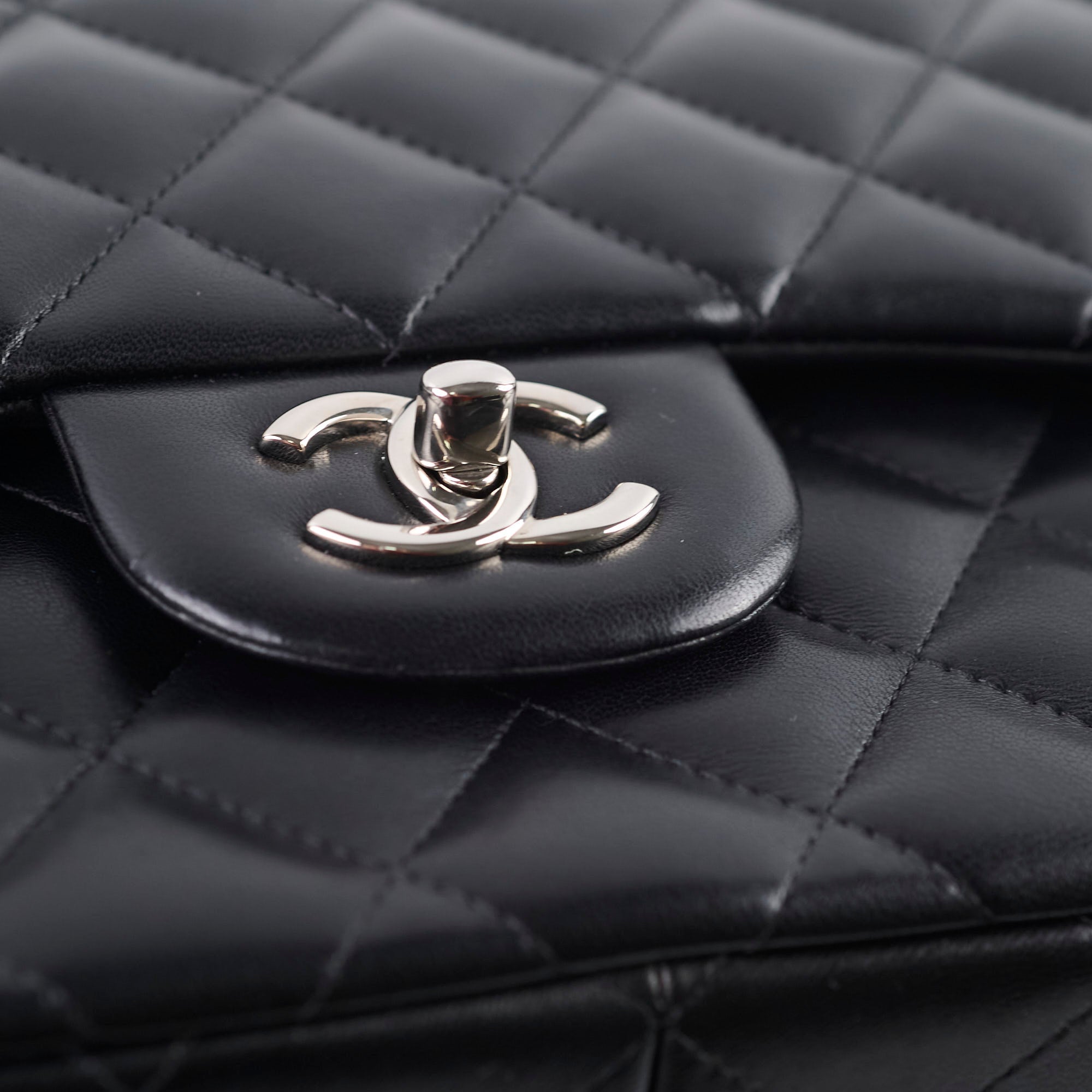 Chanel Classic Flap Jumbo Lambskin Black