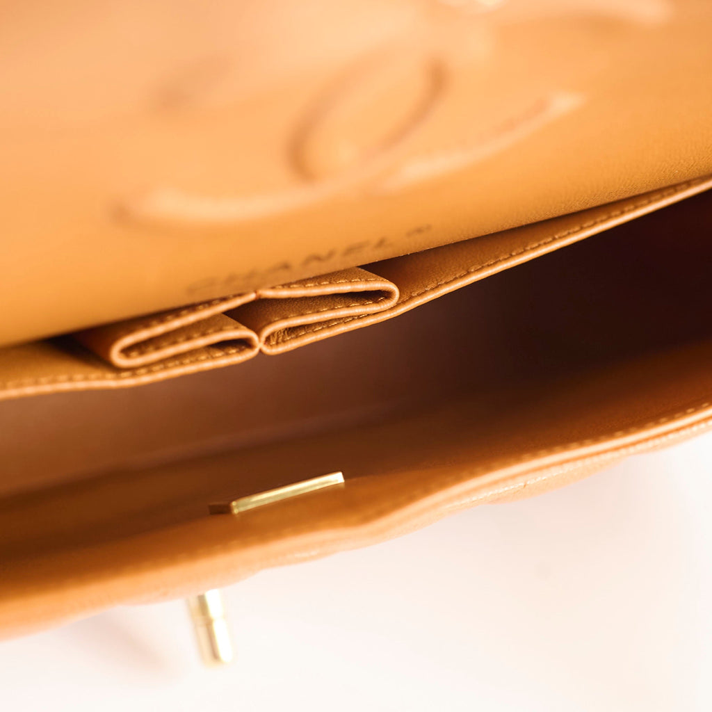 Chanel Medium Classic Flap Caramel Brown Caviar Light Gold HW
