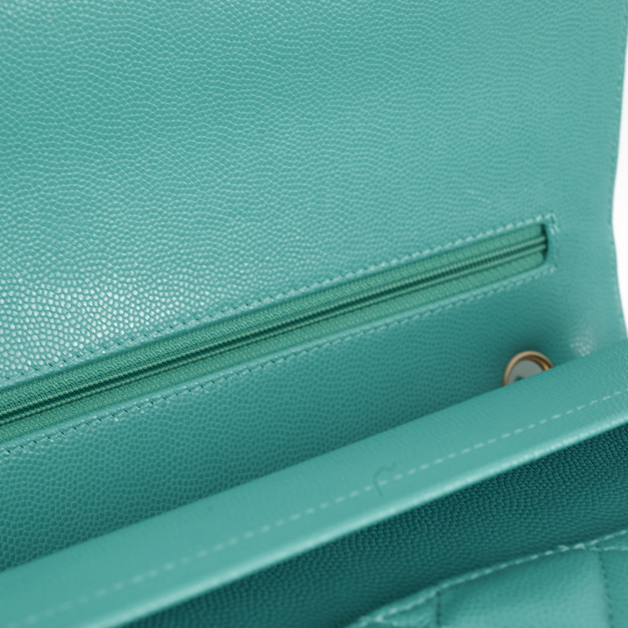Chanel Jumbo Classic Flap Caviar Turquoise - Sereis 23