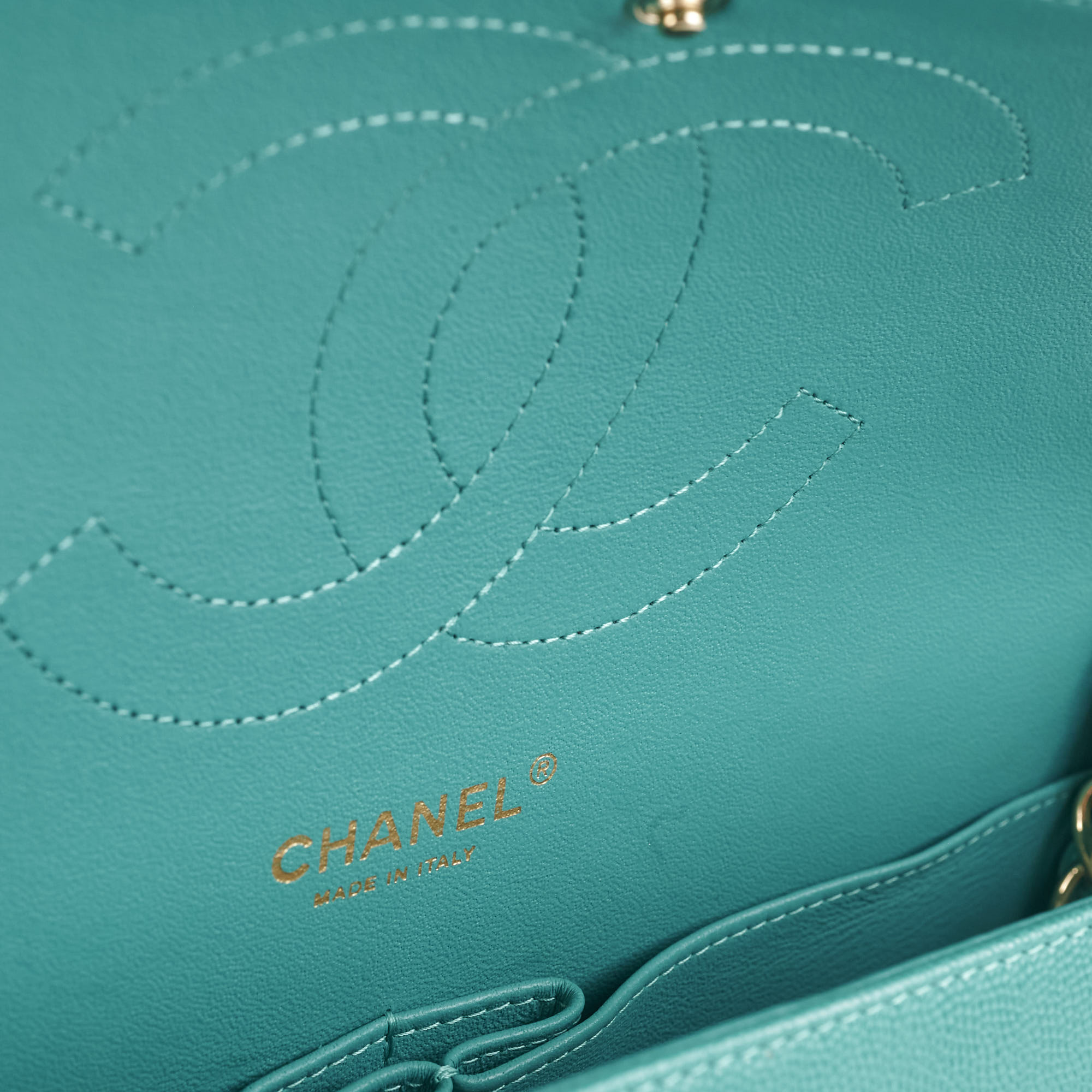 Chanel Jumbo Classic Flap Caviar Turquoise - Sereis 23