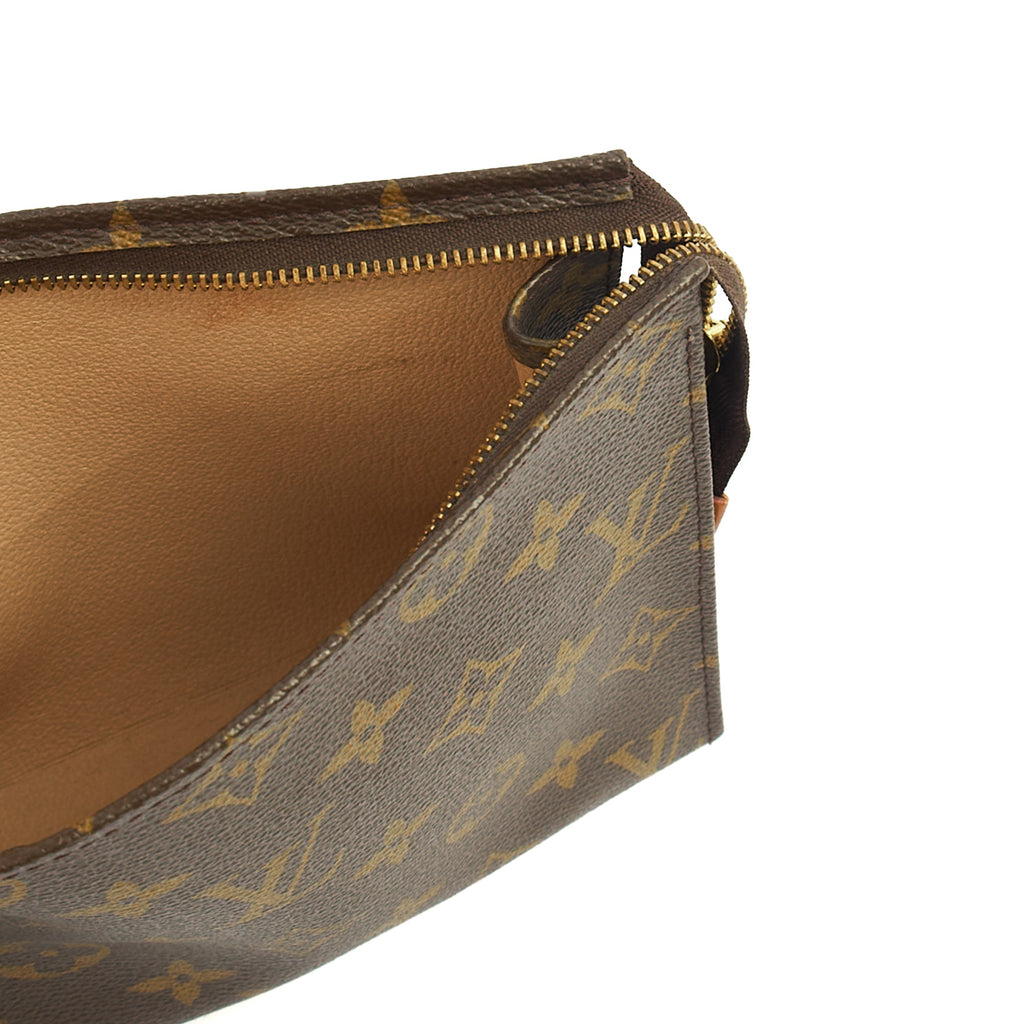Louis Vuitton Clutch Toiletry Pouch 19 in Monogram, Canvas