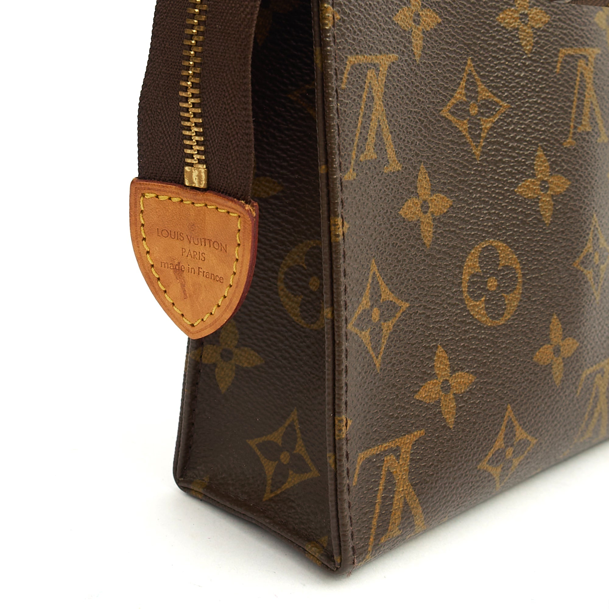 Louis Vuitton Clutch Toiletry Pouch 19 in Monogram, Canvas