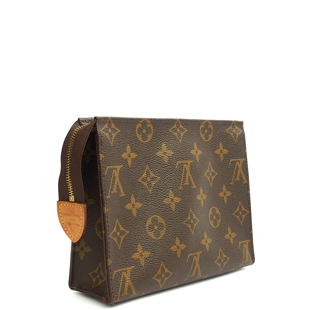 Louis Vuitton Clutch Toiletry Pouch 19 in Monogram, Canvas