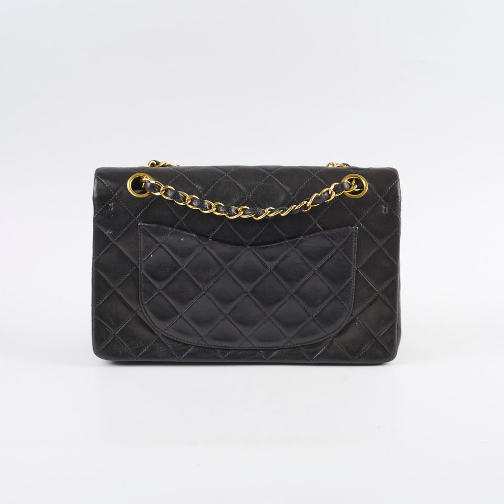 Chanel vintage small classic flap black