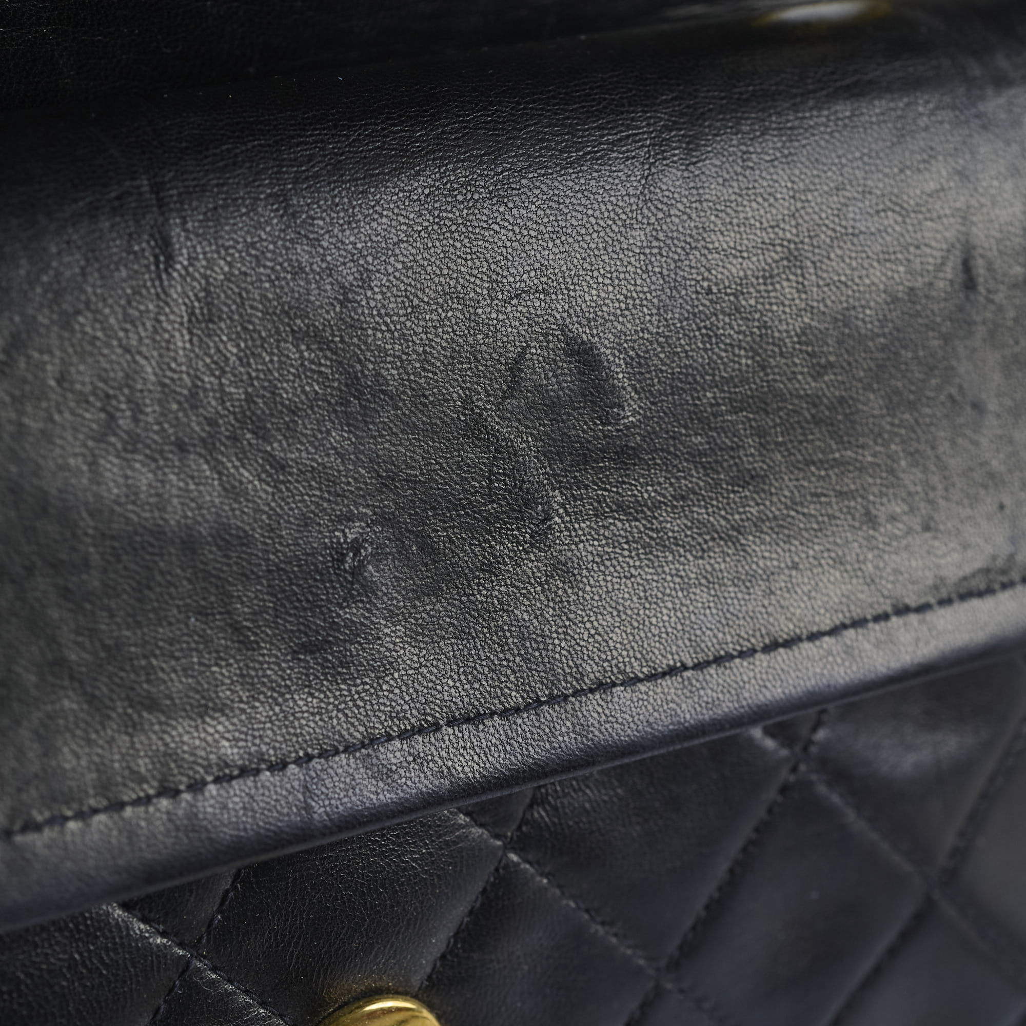 Chanel vintage small classic flap black