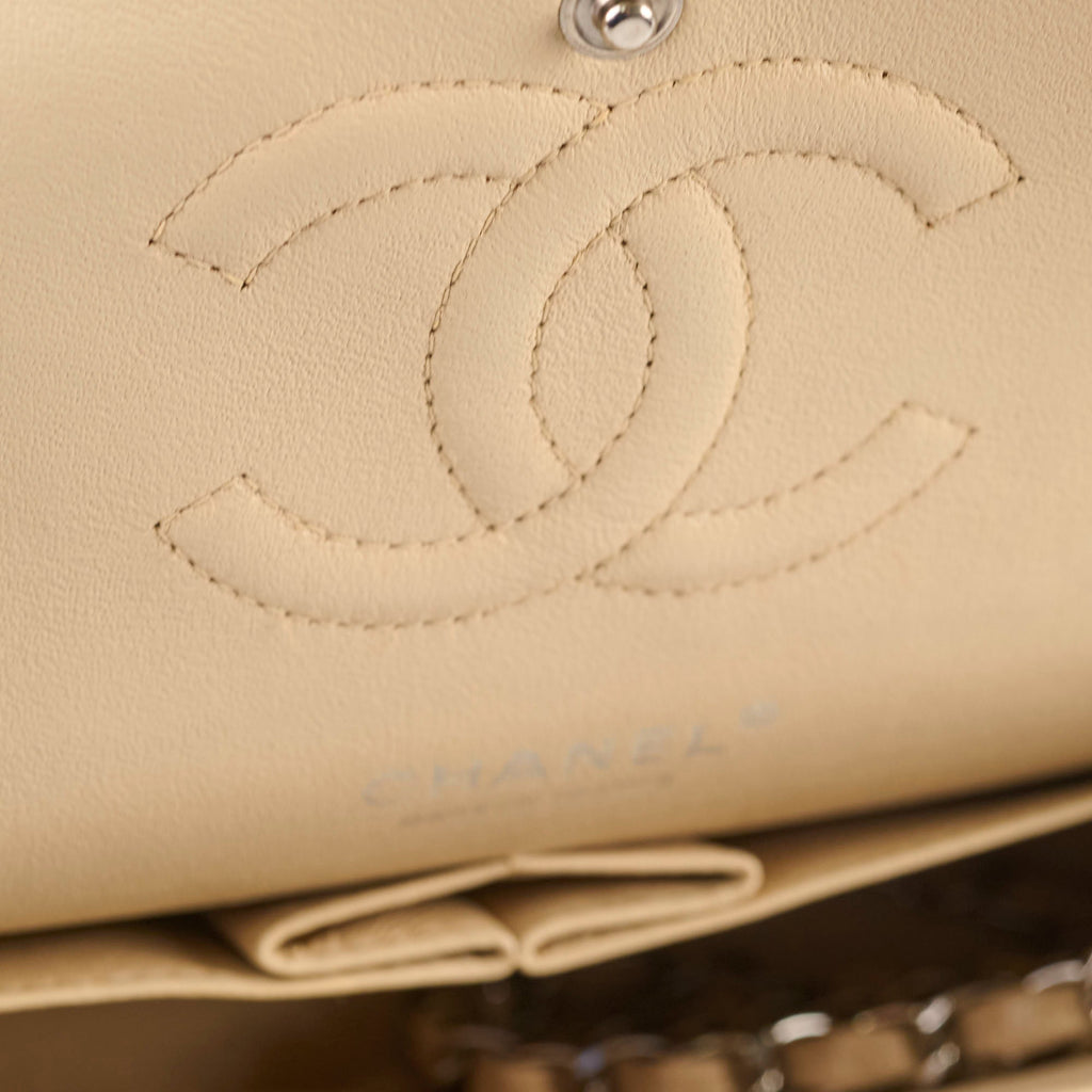 Chanel Classic Flap Medium/Large Caviar Beige